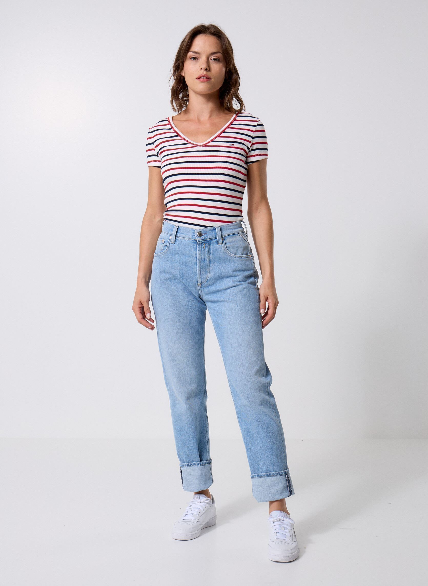 Tee-shirts manches courtes Tjw Slim Essential R femme multicolore Tommy Jeans Tee-shirts manches courtes Tjw Slim Essential R femme multicolore WHITE / RED / NAVY STRIPE
