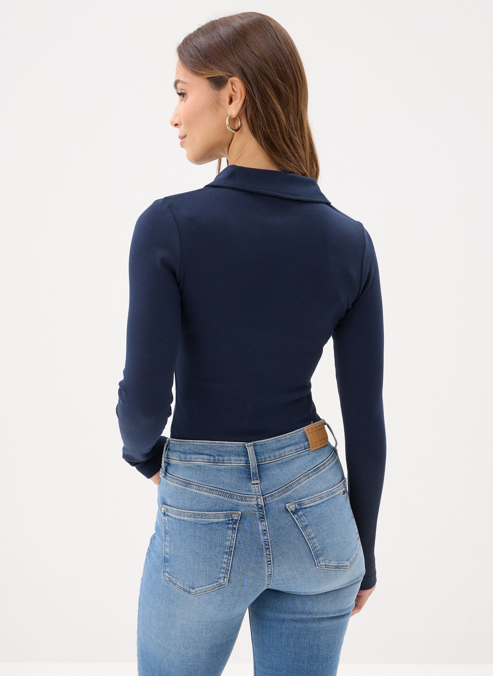 Tee-shirts manches courtes Tjw Slim Essential R femme bleu Tommy Jeans Tee-shirts manches courtes Tjw Slim Essential R femme bleu DARK NIGHT NAVY