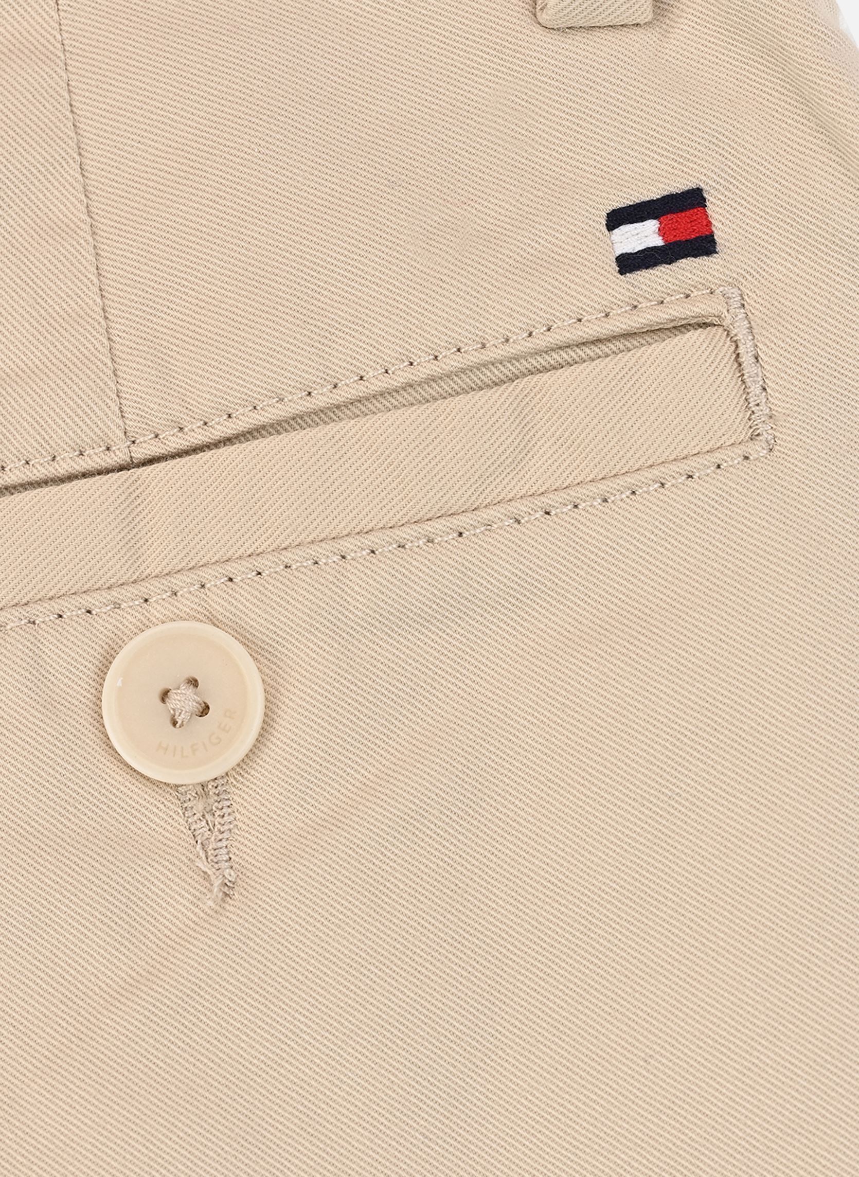 Pantalones 1985 Chino Pant niño beige Tommy Hilfiger Pantalones 1985 Chino Pant niño beige CLASSIC BEIGE