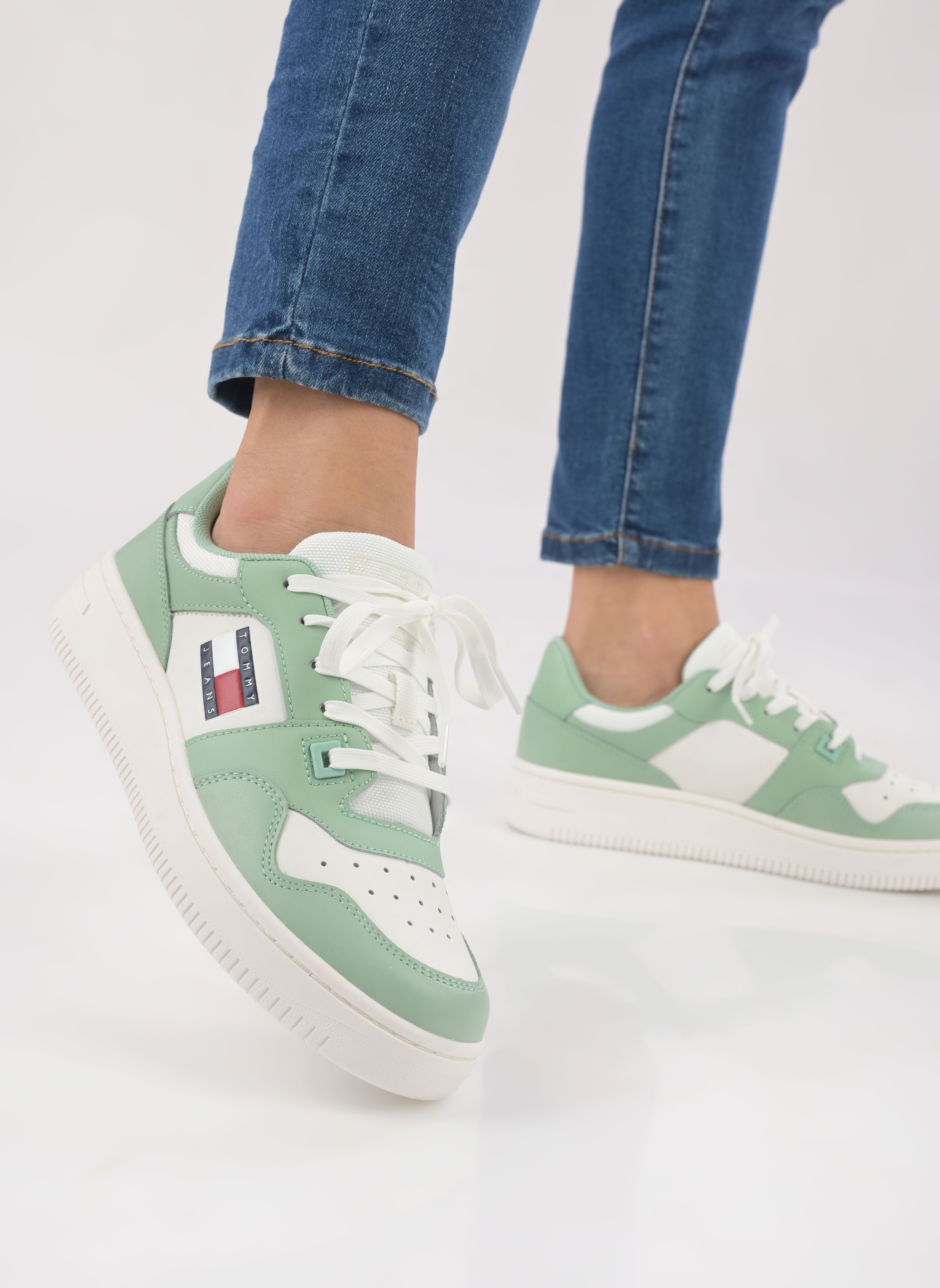 Sneaker TJW RETRO BASKET ESS damen grün Tommy Jeans Sneaker TJW RETRO BASKET ESS damen grün JADESTONE GREEN