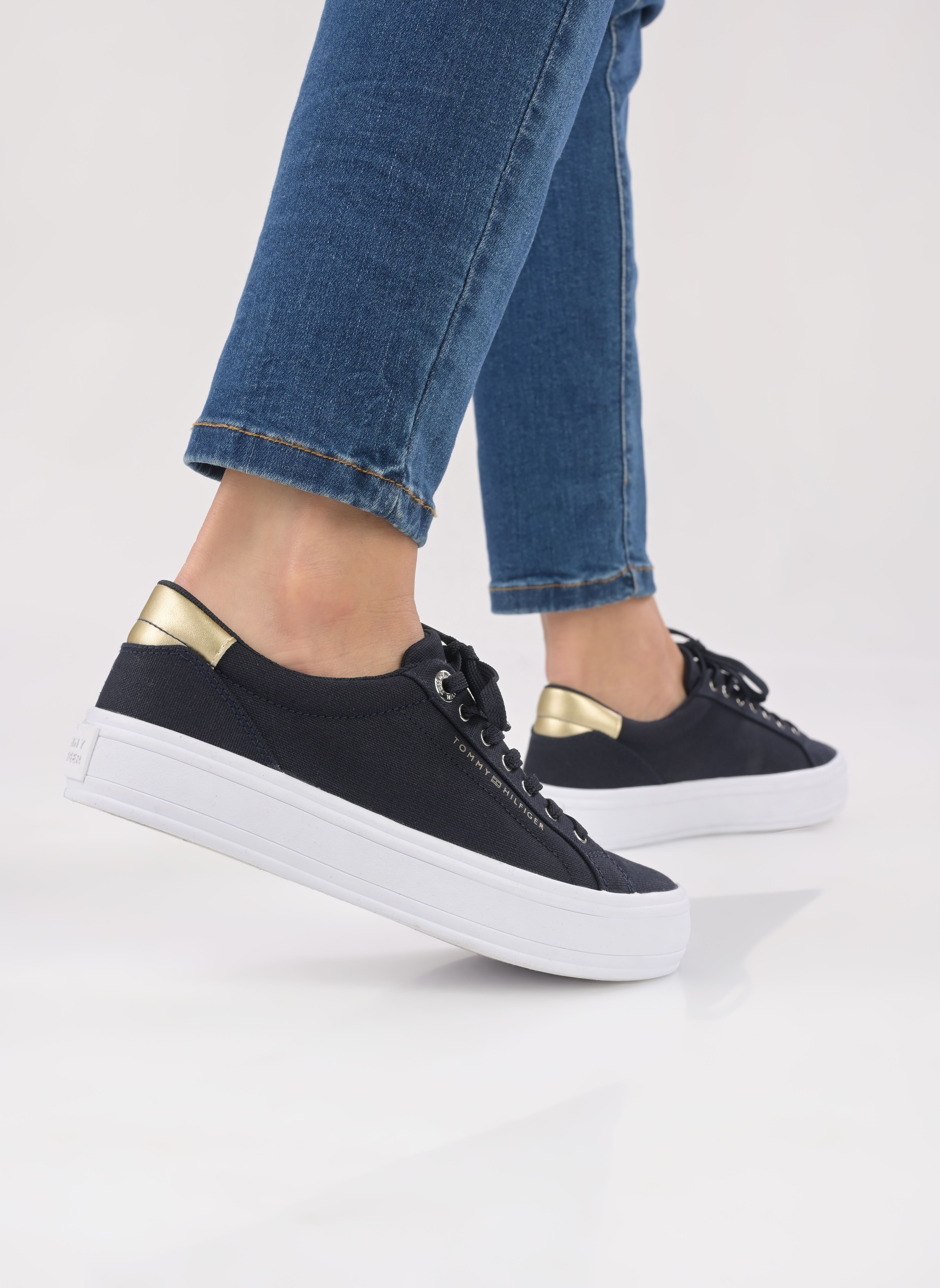 Sneaker ESSENTIAL VULC CANVA damen blau Tommy Hilfiger Sneaker ESSENTIAL VULC CANVA damen blau SPACE BLUE