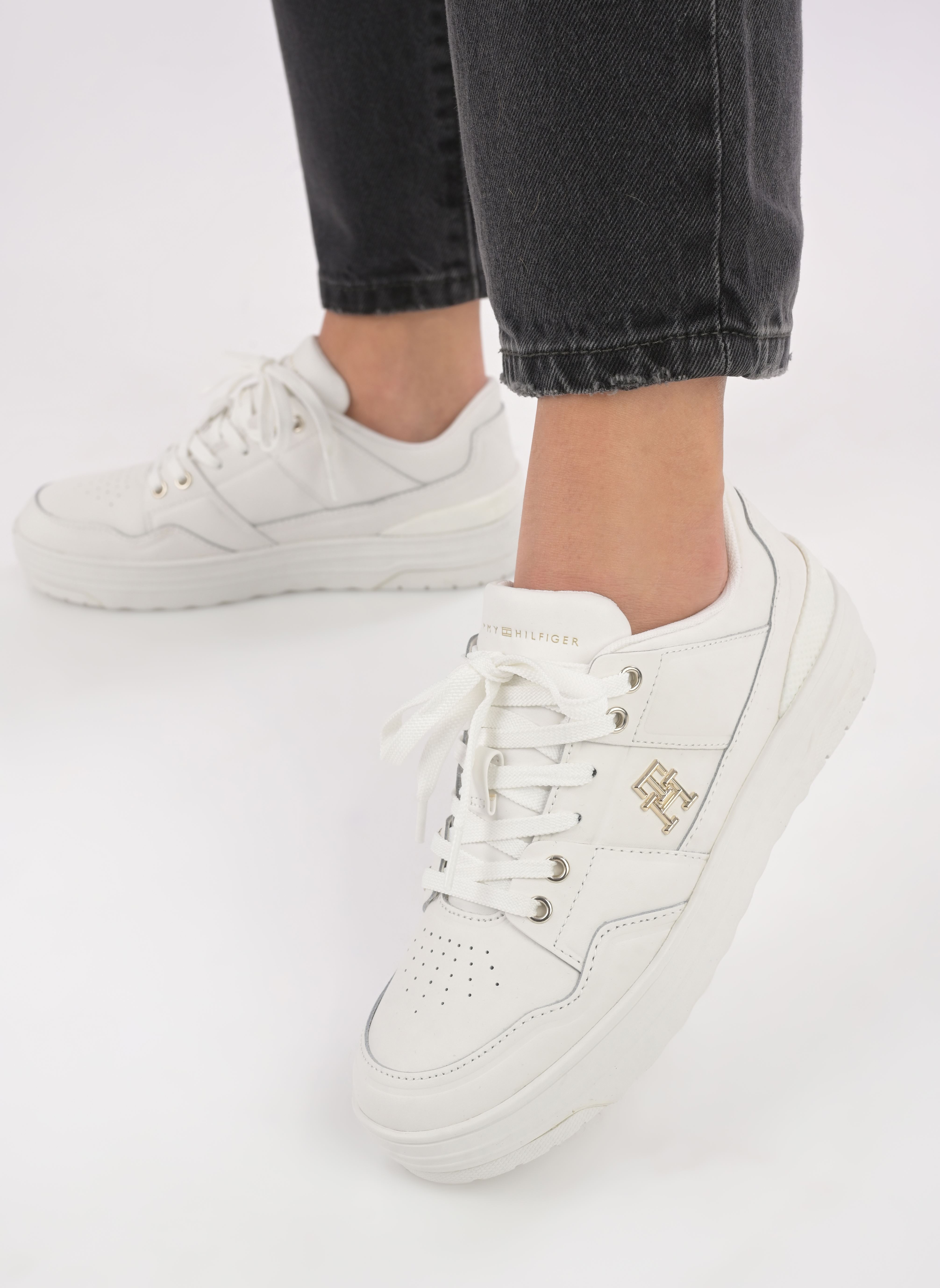 Sneakers TH BASKET SNEAKER LO dames wit Tommy Hilfiger Sneakers TH BASKET SNEAKER LO dames wit ECRU