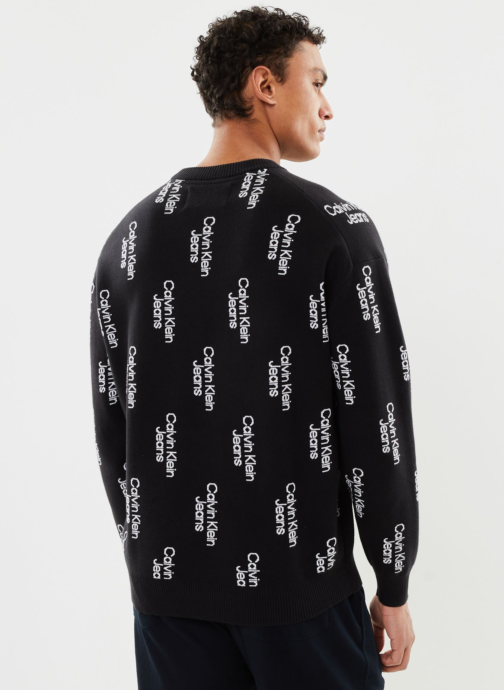 Sweats Stacked Logo Aop Swe homme noir Calvin Klein Jeans Sweats Stacked Logo Aop Swe homme noir BLACK