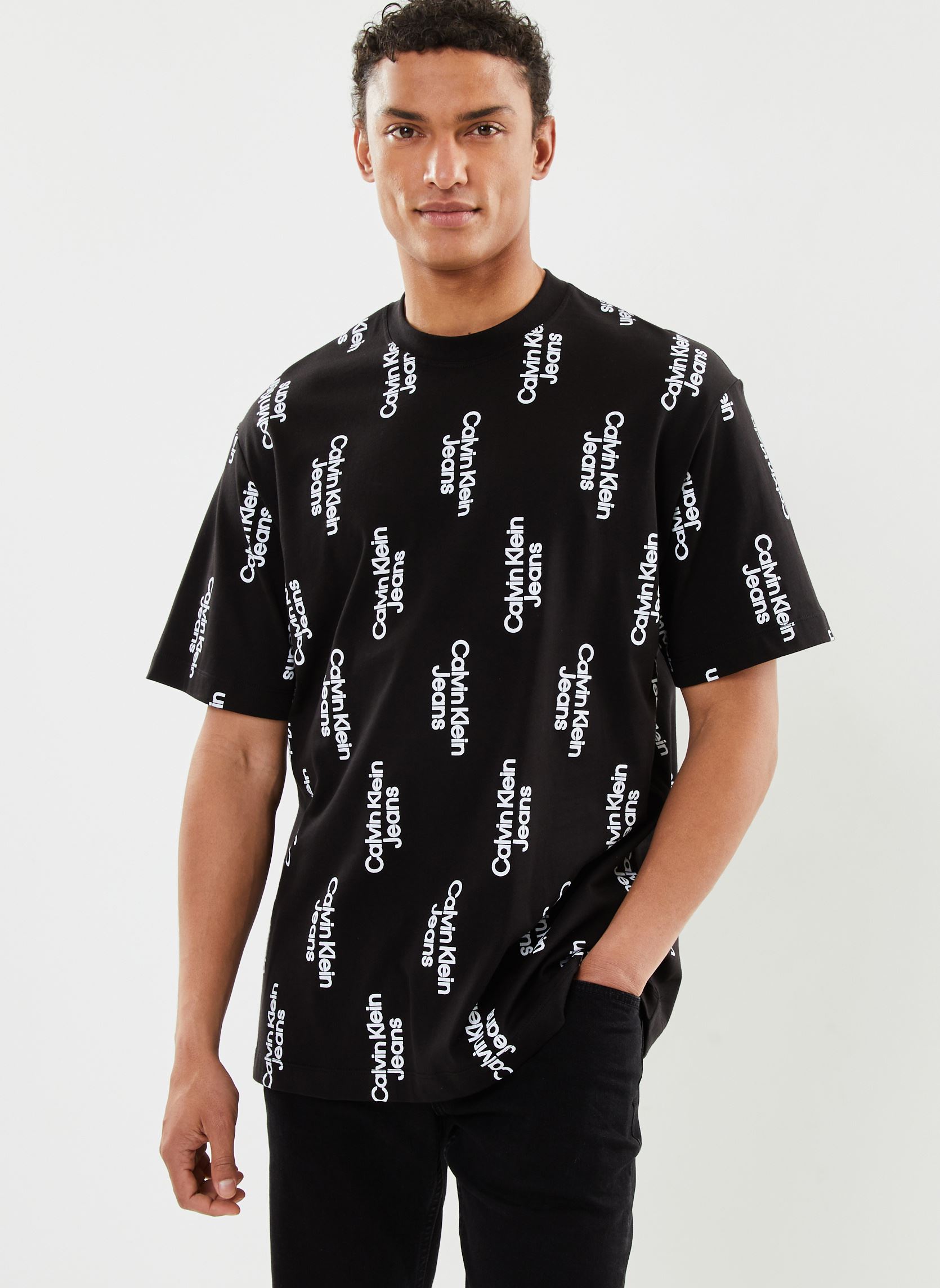 Vêtements Calvin Klein Jeans Stacked Logo Aop Tee pour Accessoires