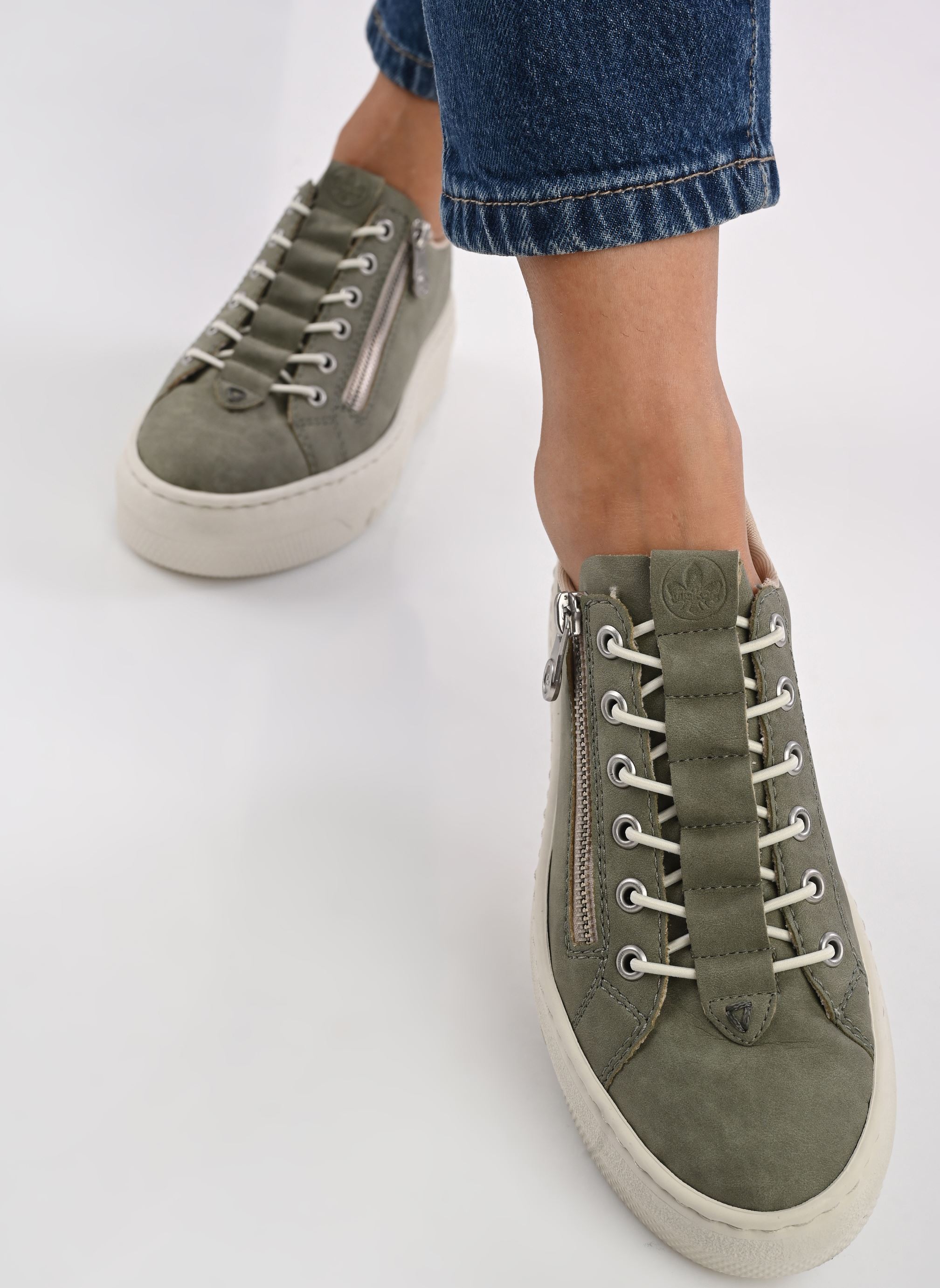 Baskets compensées M1952 femme vert Rieker Baskets compensées M1952 femme vert schilf/leo-nuss