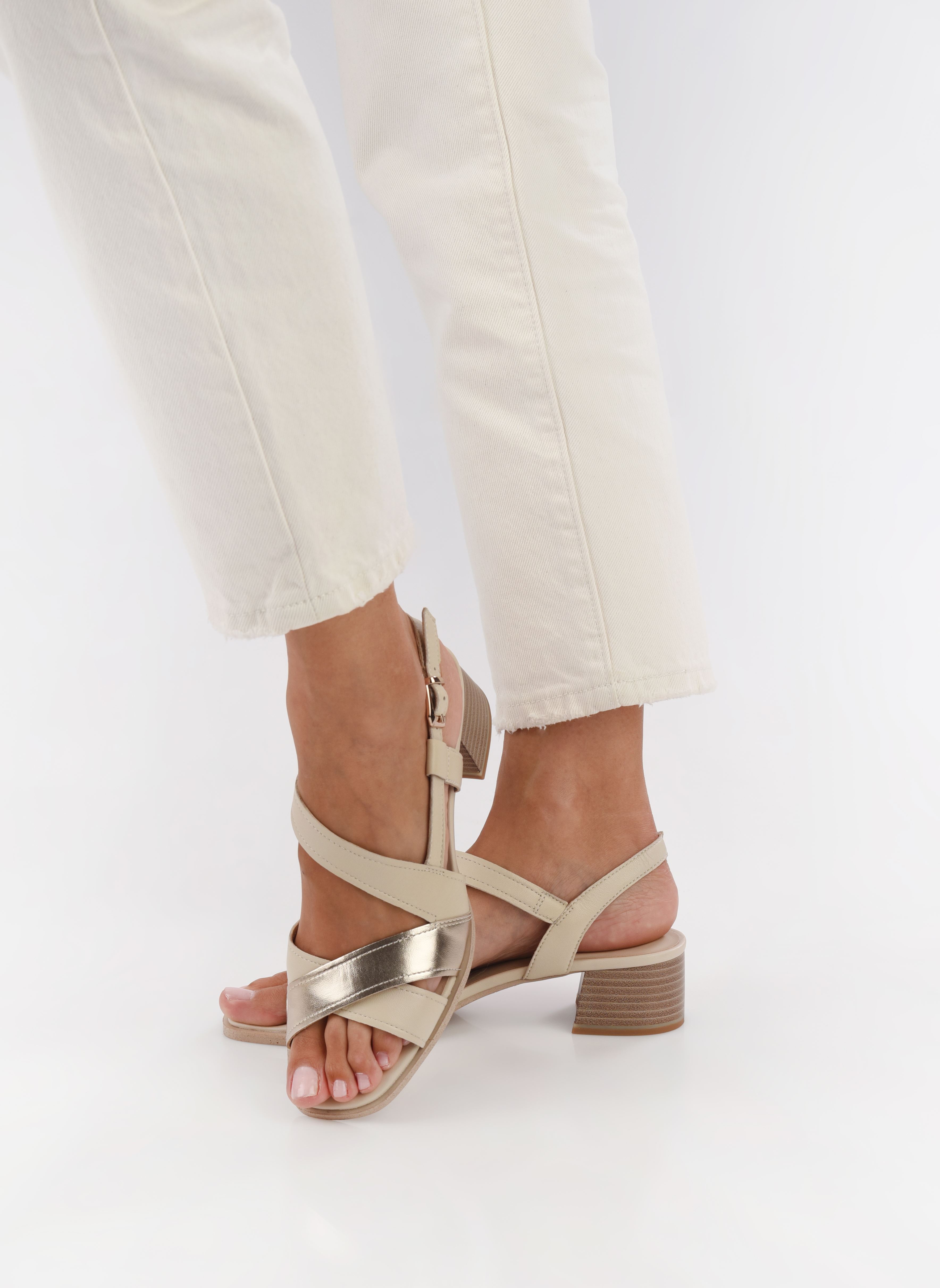 Sandalen 28204-42 dames wit Caprice Sandalen 28204-42 dames wit OFFWHITE COMB