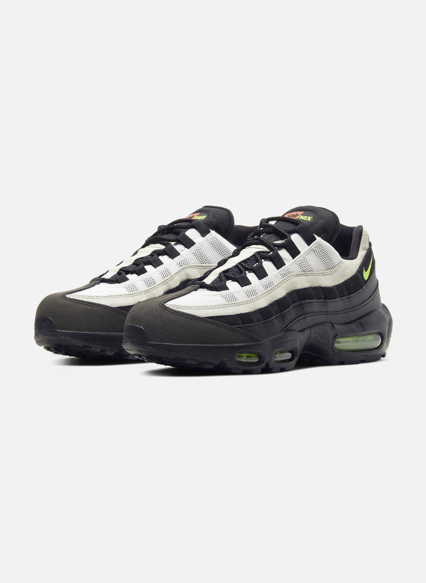nike manoa noir