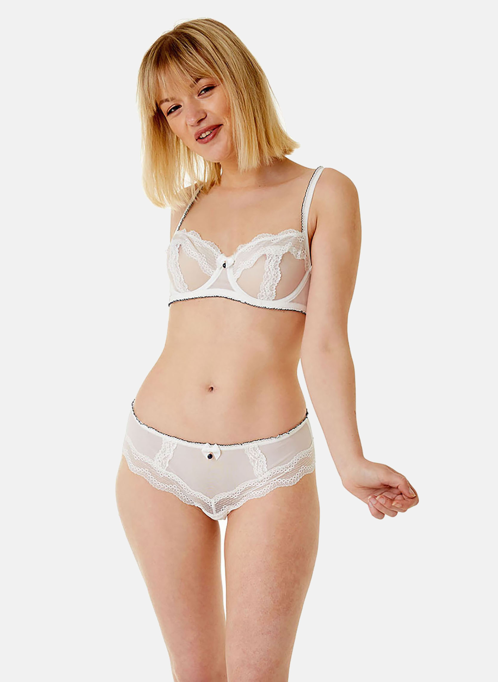 Culottes Shorty ivoire Star femme blanc Brigitte Bardot Culottes Shorty ivoire Star femme blanc Blanc