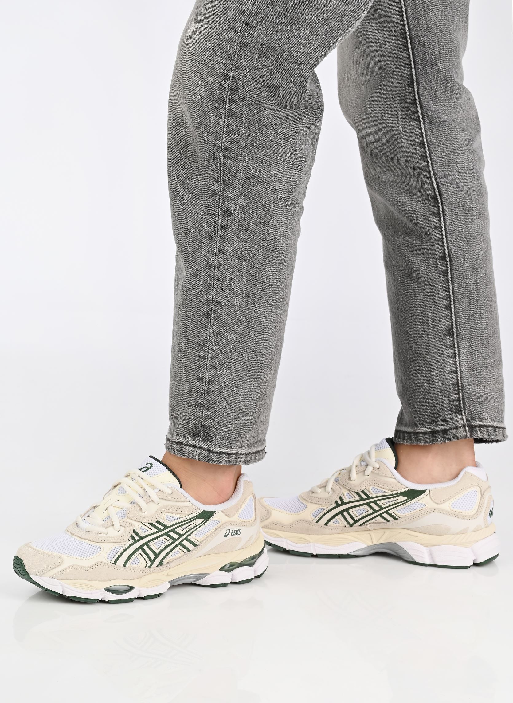 Baskets Gel-Nyc femme beige Asics Baskets Gel-Nyc femme beige IVORY/FOREST NIGHT