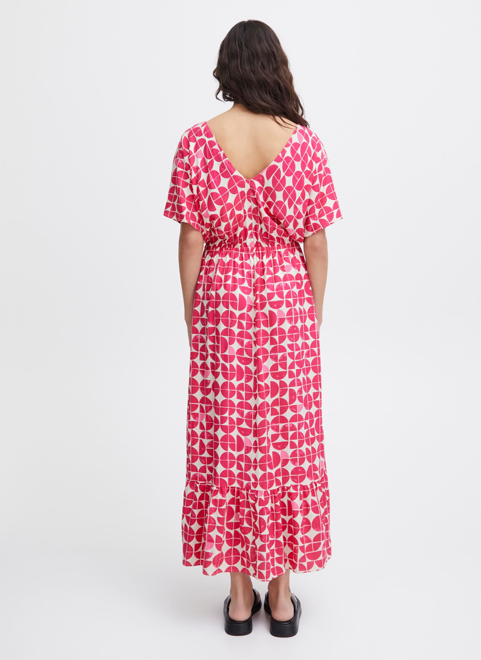 Robes longues Ihnasreen Dr5 femme rouge Ichi Robes longues Ihnasreen Dr5 femme rouge LOVE POTION GRAPHIC AOP