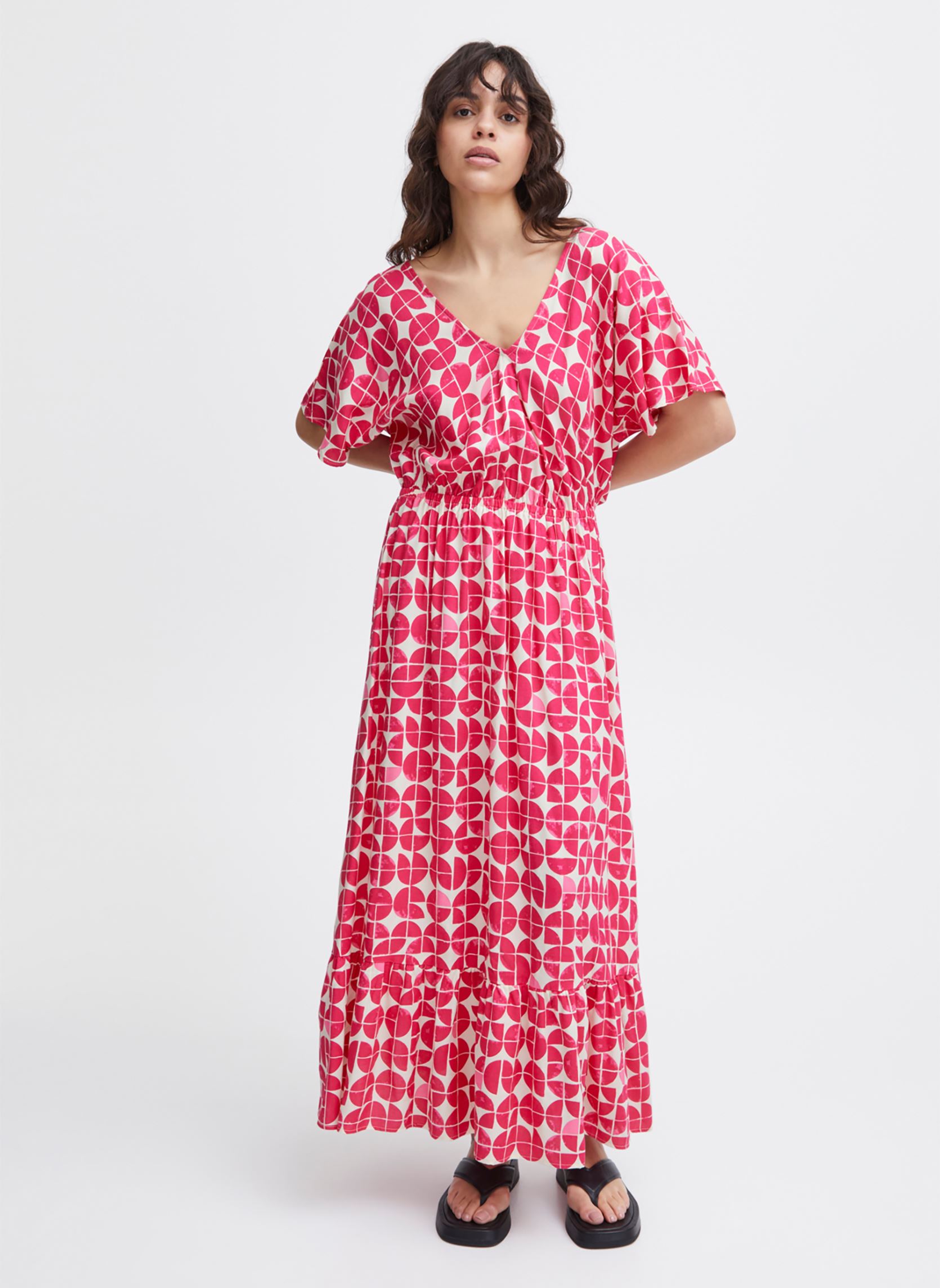 Robes longues Ihnasreen Dr5 femme rouge Ichi Robes longues Ihnasreen Dr5 femme rouge LOVE POTION GRAPHIC AOP
