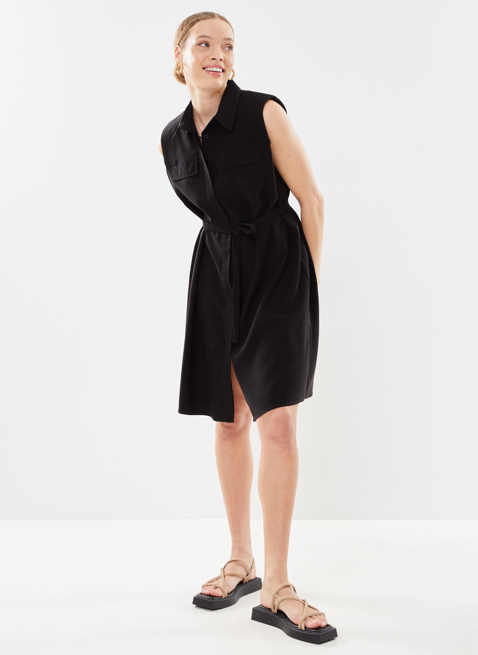 Robes Ihhizta Dr femme noir Ichi Robes Ihhizta Dr femme noir Black