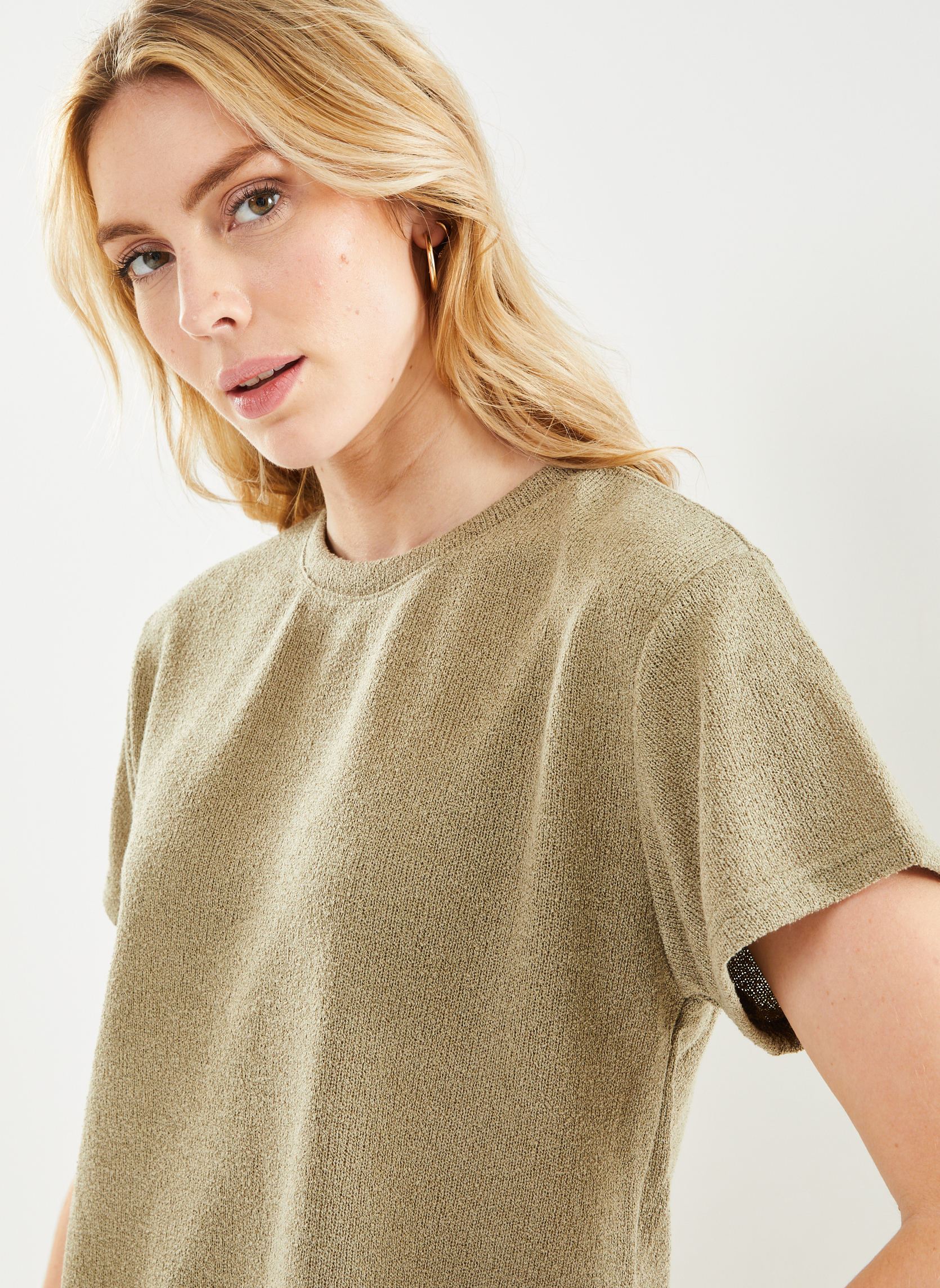 Tee-shirts manches courtes Bysif Ss Tshirt - femme vert B-Young Tee-shirts manches courtes Bysif Ss Tshirt - femme vert Aloe