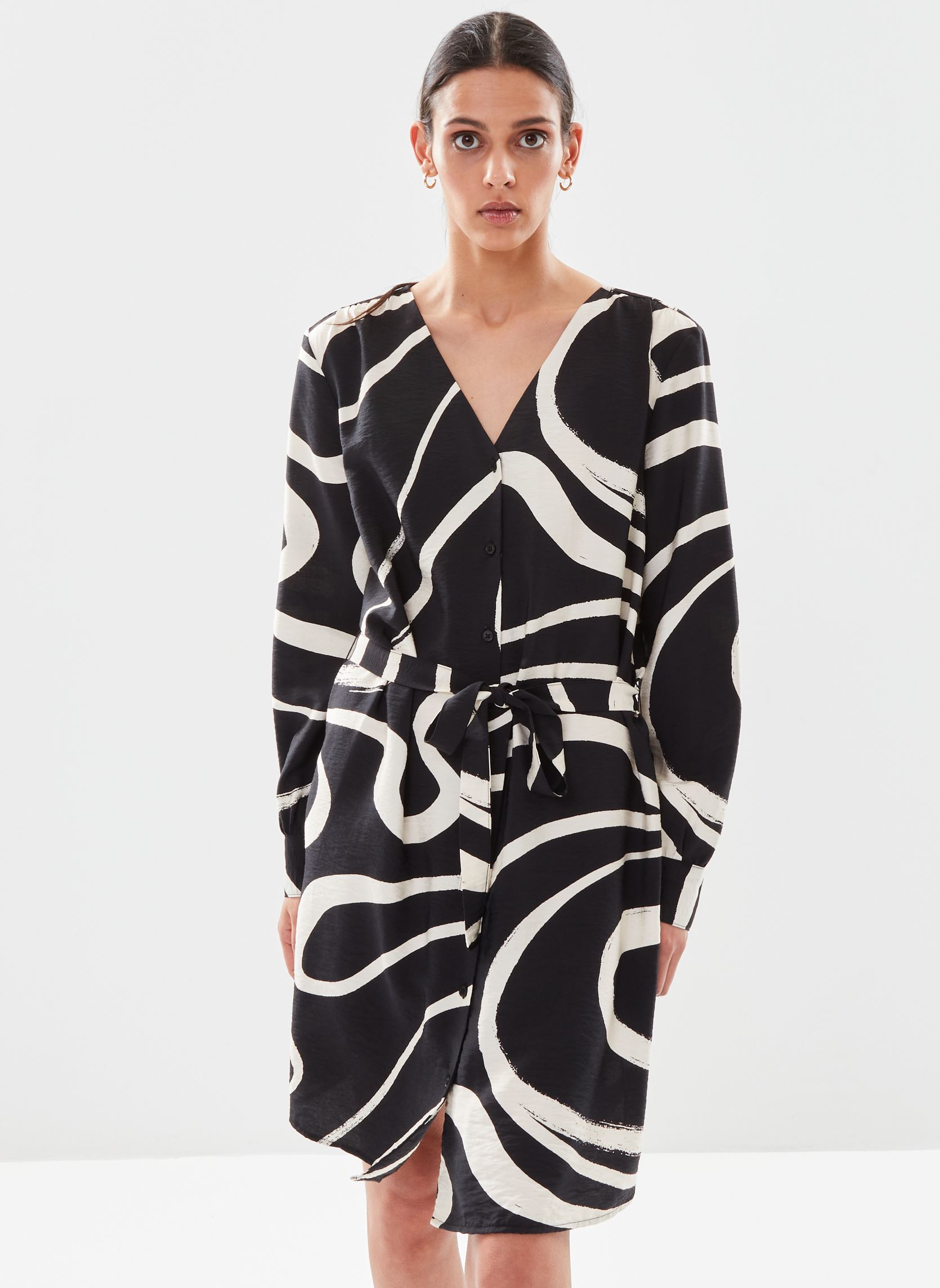 Bestel B-Young Jurken Byibine Aop Dress dames zwart Sarenza