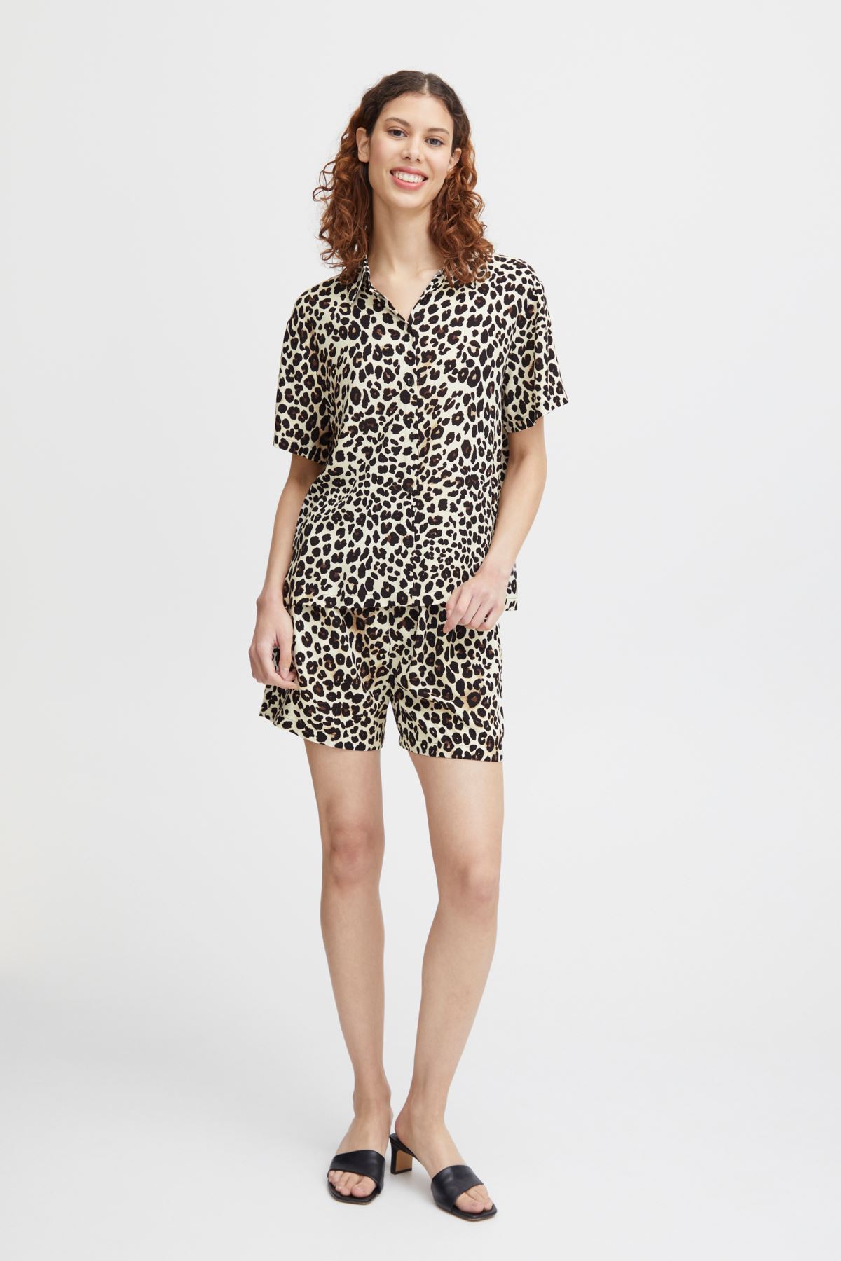 Chemises manches courtes Bymmjoella Crop Shirt - femme beige B-Young Chemises manches courtes Bymmjoella Crop Shirt - femme beige BLACK LEO MIX