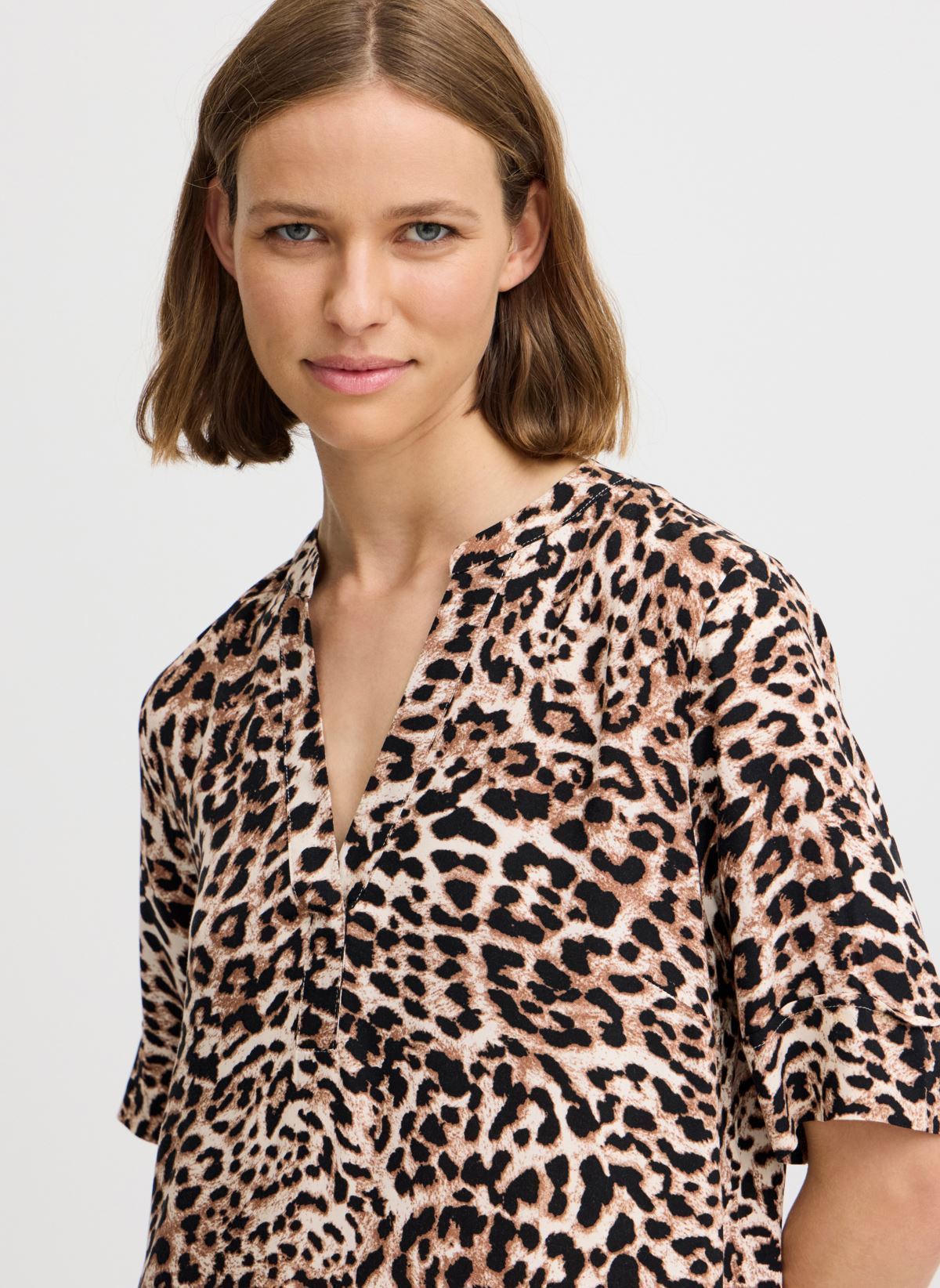 Robes longues Bymmjoella Dress 2 - femme blanc B-Young Robes longues Bymmjoella Dress 2 - femme blanc Birch Leopard