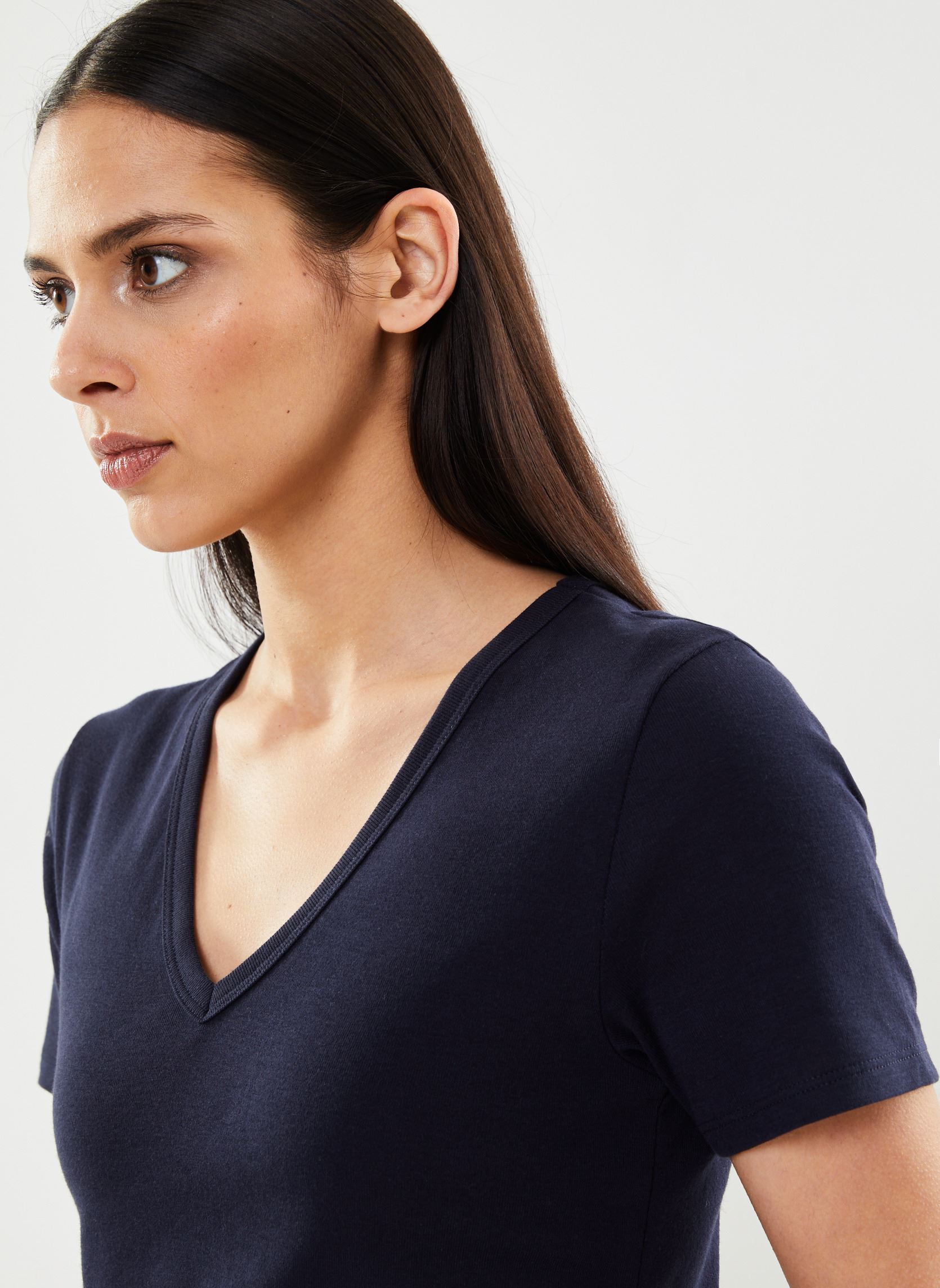 Tee-shirts manches courtes T-shirt l'iconique manches courtes col V femme bleu Petit Bateau Tee-shirts manches courtes T-shirt l'iconique manches courtes col V femme bleu SMOKING