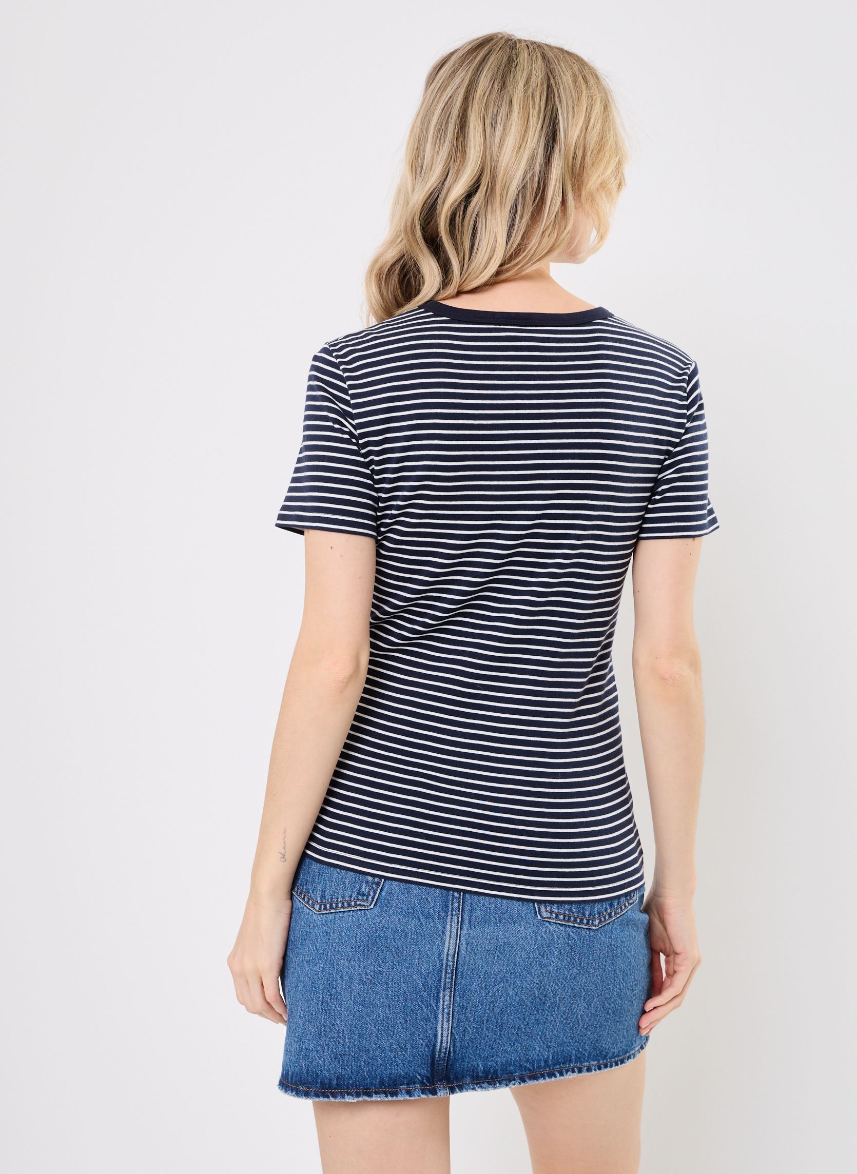 Kurzarm-T-Shirts T-shirt l'iconique manches courtes col V damen blau Petit Bateau Kurzarm-T-Shirts T-shirt l'iconique manches courtes col V damen blau SMOKINGMARSHMALLOW