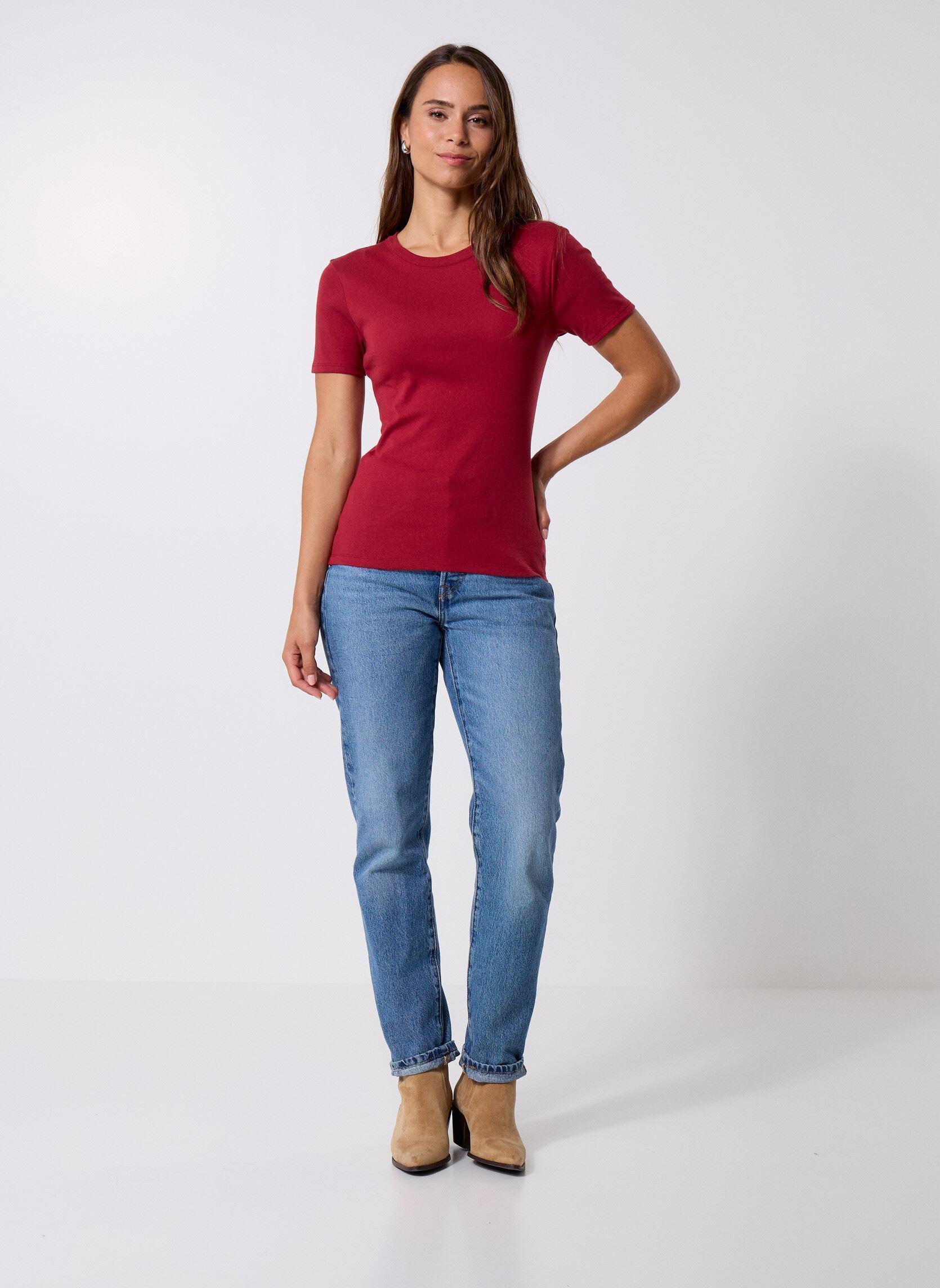 T-shirts met korte mouwen T-shirt l'iconique manches courtes col r dames rood Petit Bateau T-shirts met korte mouwen T-shirt l'iconique manches courtes col r dames rood AMARANTE