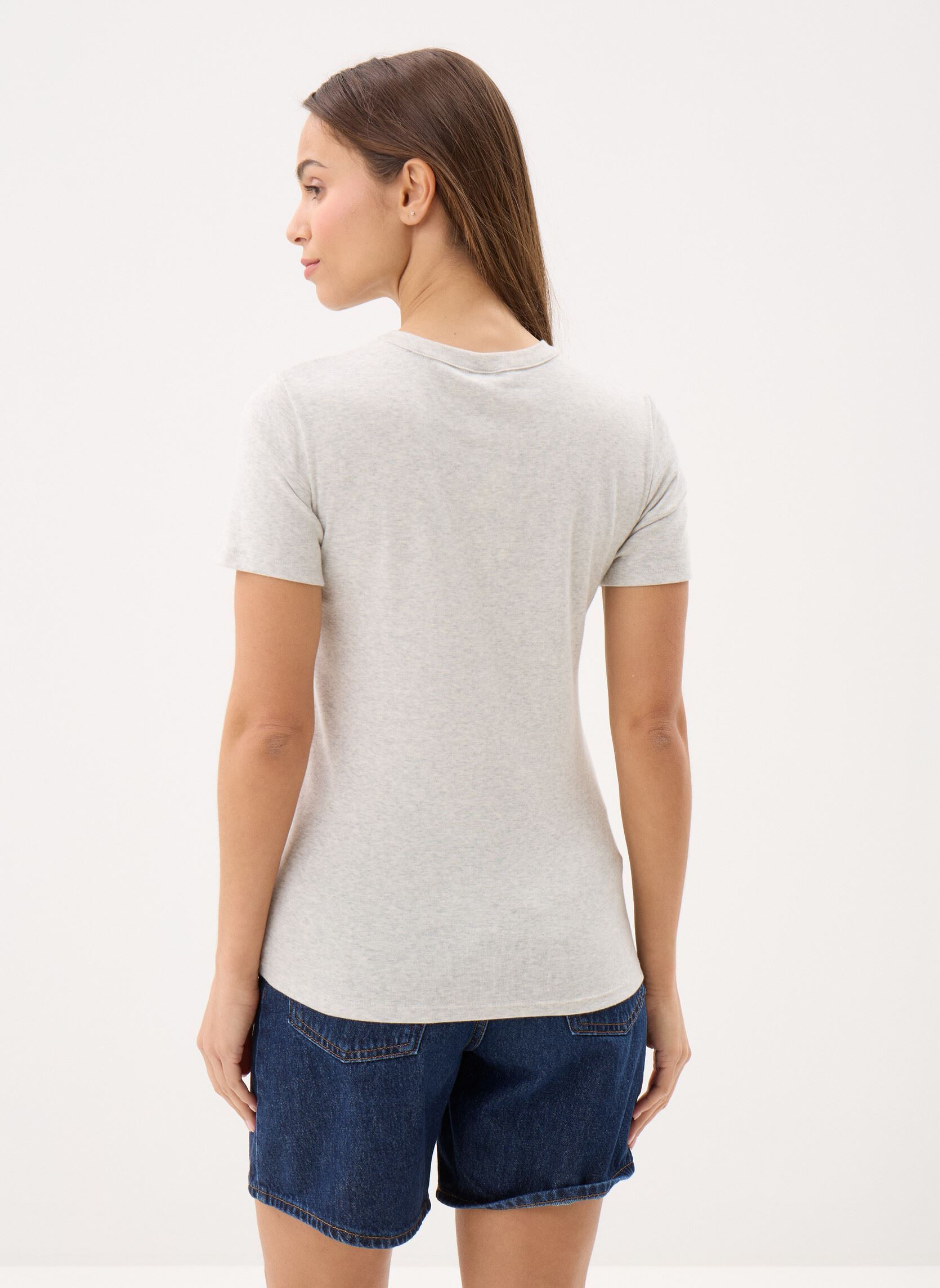 Tee-shirts manches courtes T-shirt l'iconique manches courtes col r femme gris Petit Bateau Tee-shirts manches courtes T-shirt l'iconique manches courtes col r femme gris BELUGA CHINE
