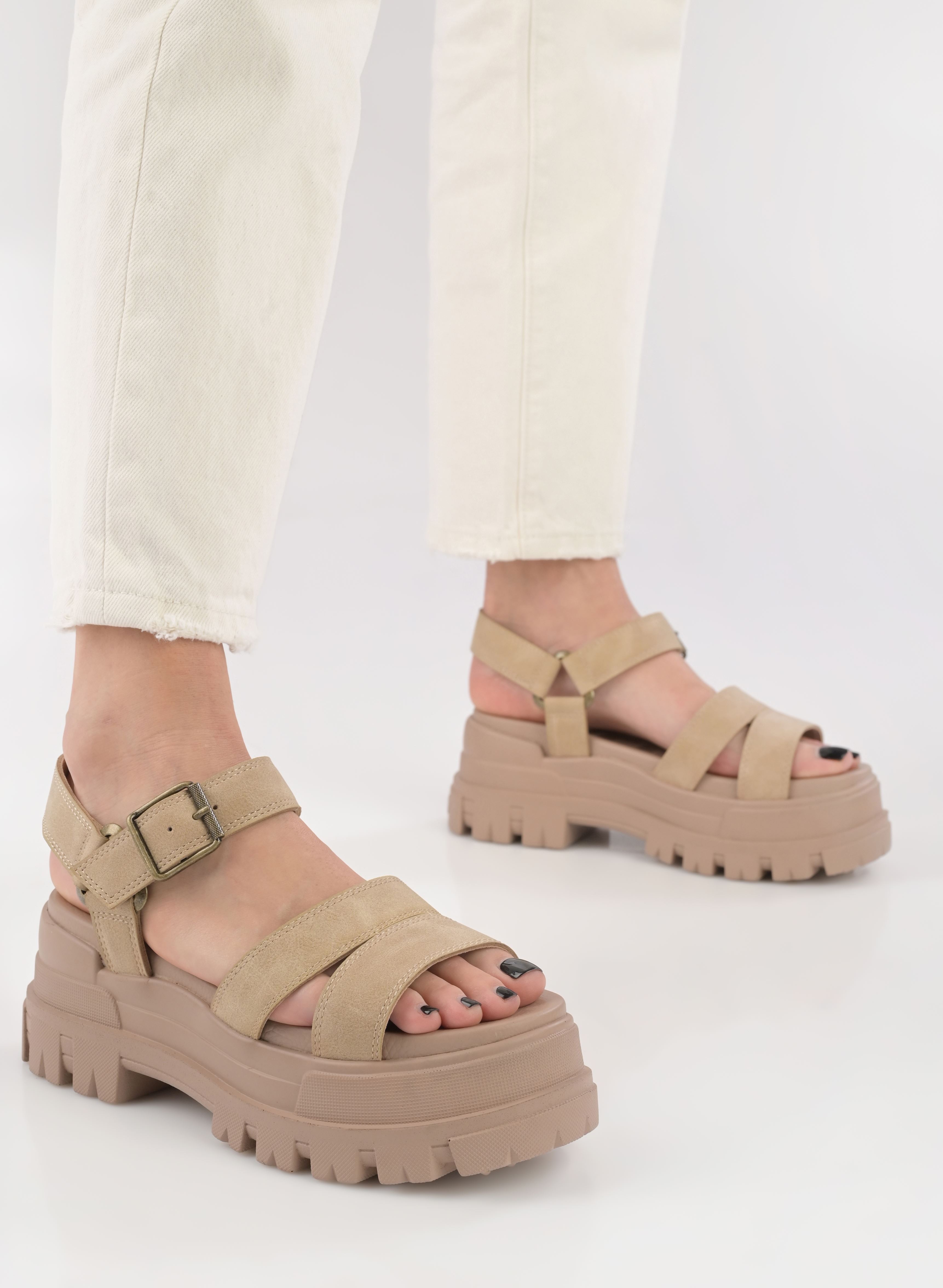 Sandali con zeppa e plateau Aspha TS Sandal donna beige Buffalo Sandali con zeppa e plateau Aspha TS Sandal donna beige Beige