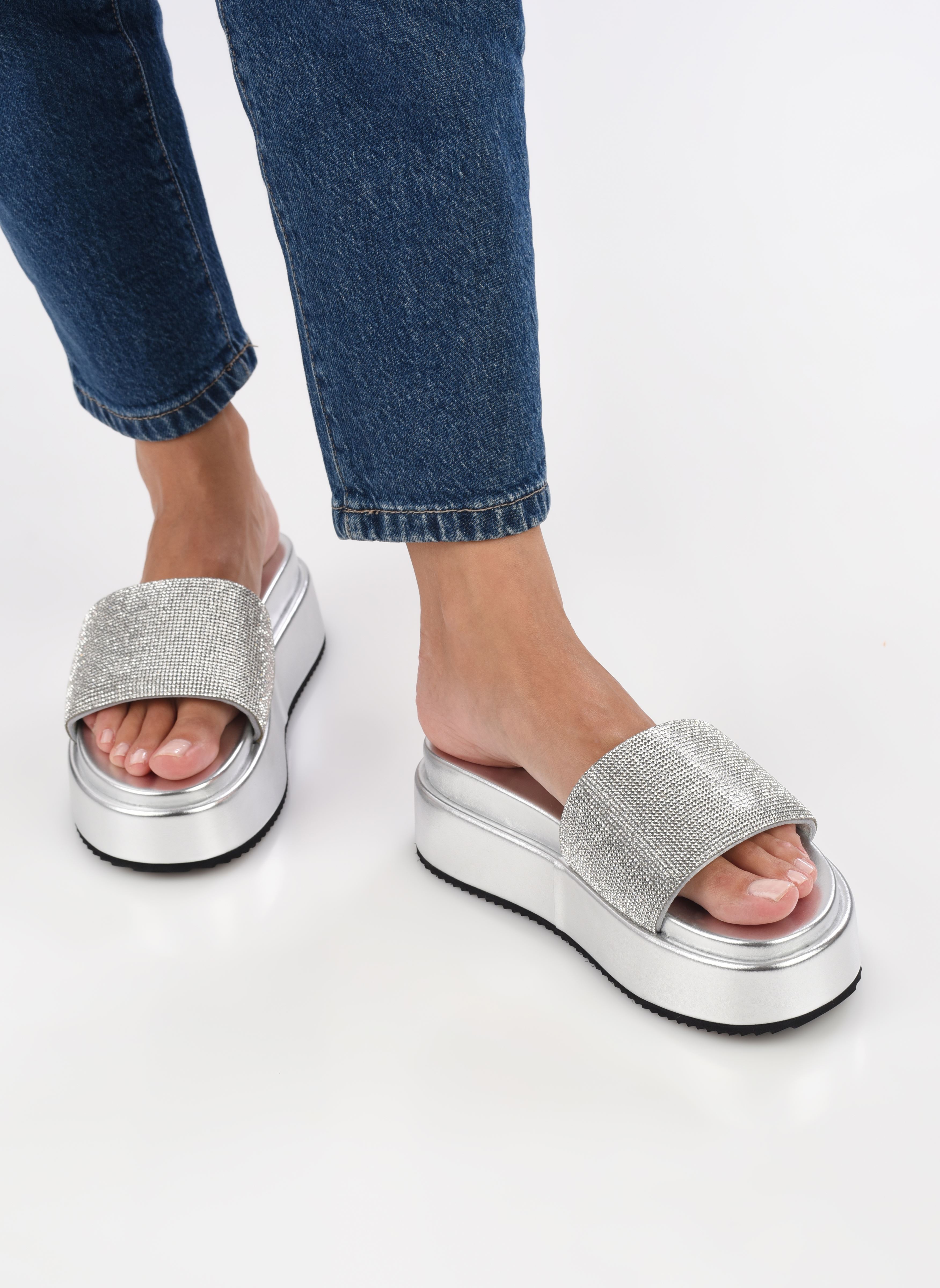 Pantoletten und Clogs Noa Slide Glam damen silber Buffalo Pantoletten und Clogs Noa Slide Glam damen silber Silver