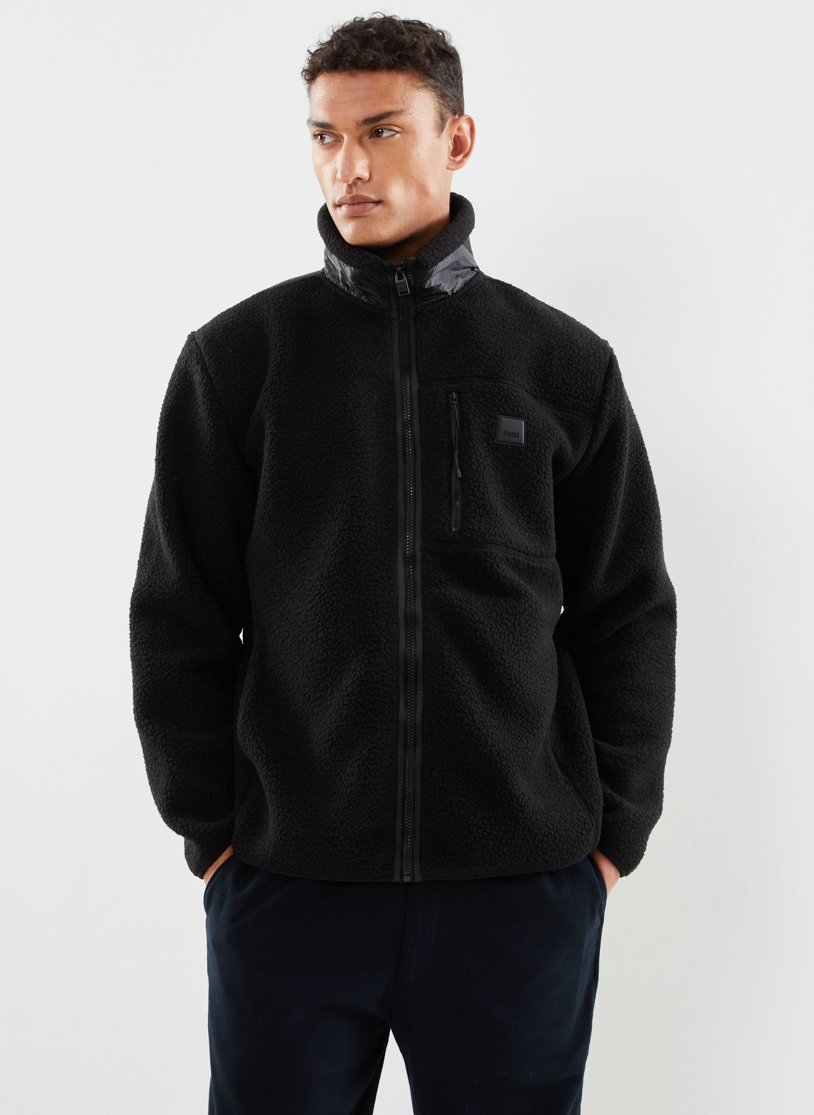 Pile Yermo Fleece Jacket T1 M uomo nero Rains Pile Yermo Fleece Jacket T1 M uomo nero BLACK