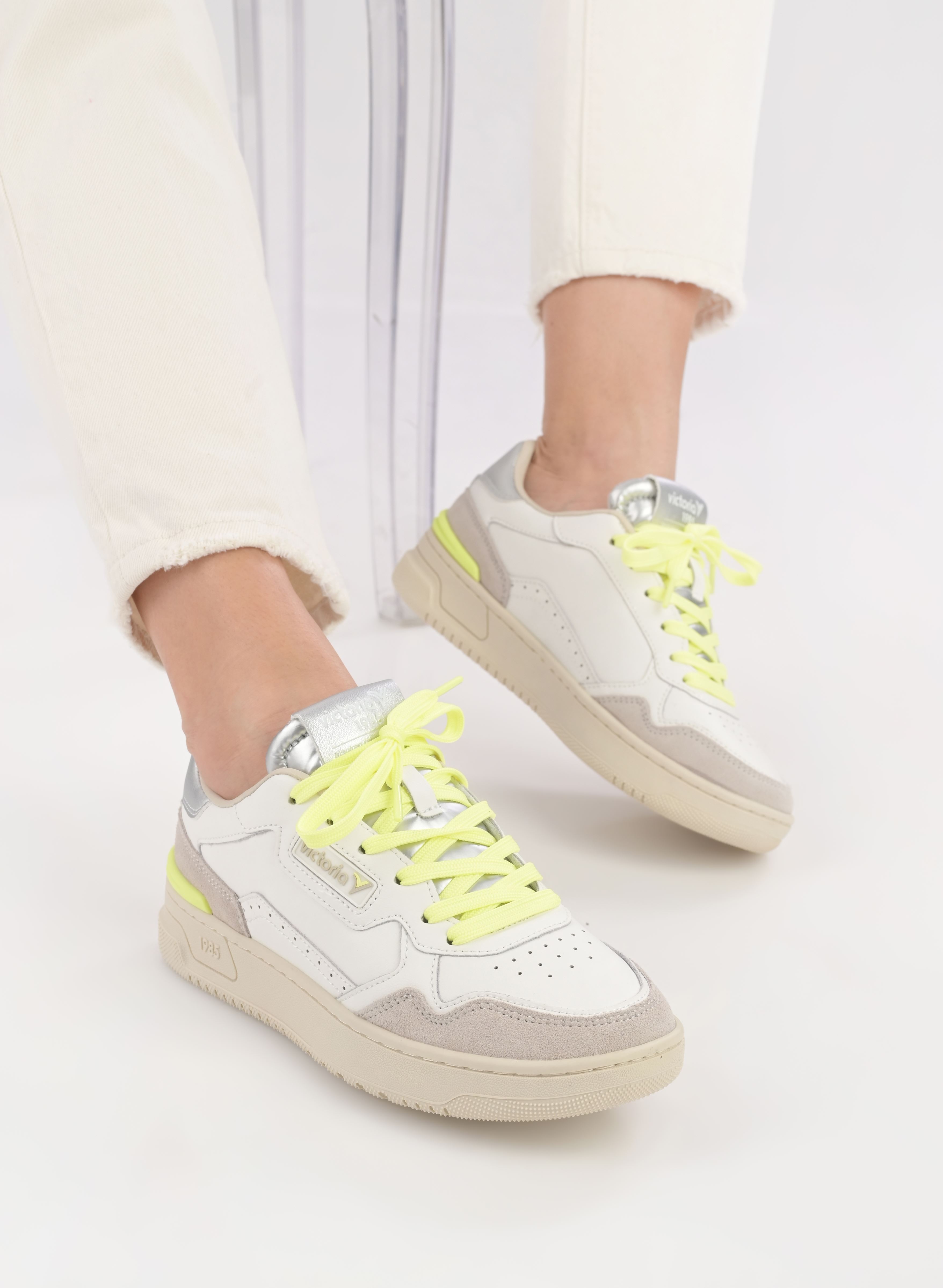 Baskets basses C80 - SOFT NEON femme blanc Victoria Baskets basses C80 - SOFT NEON femme blanc PLATA