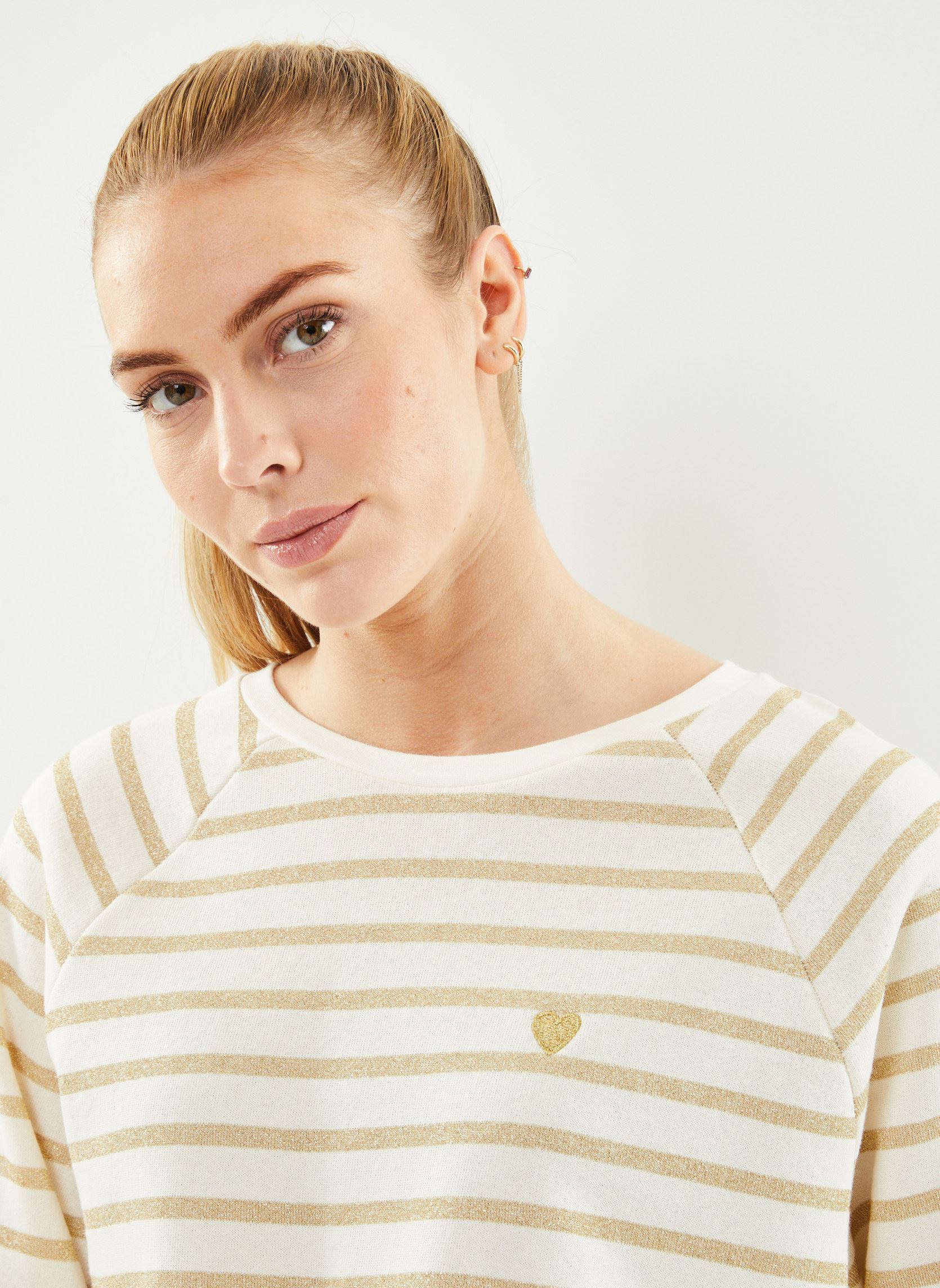 Sweatshirts Pcgreta Ls Emb Lurex Sweat Bc Fc femme blanc Pieces Sweatshirts Pcgreta Ls Emb Lurex Sweat Bc Fc femme blanc Cloud Dancer