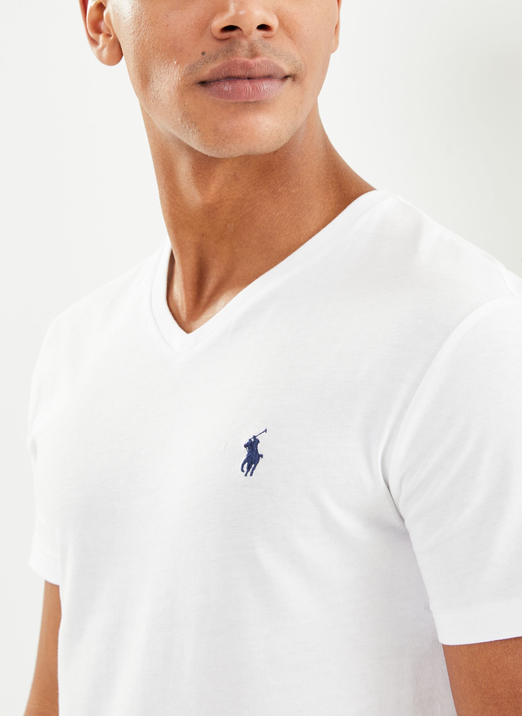 Tee-shirts manches courtes T-Shirt Col V Ajusté En Jersey 710671453 homme blanc Polo Ralph Lauren Tee-shirts manches courtes T-Shirt Col V Ajusté En Jersey 710671453 homme blanc WHITE