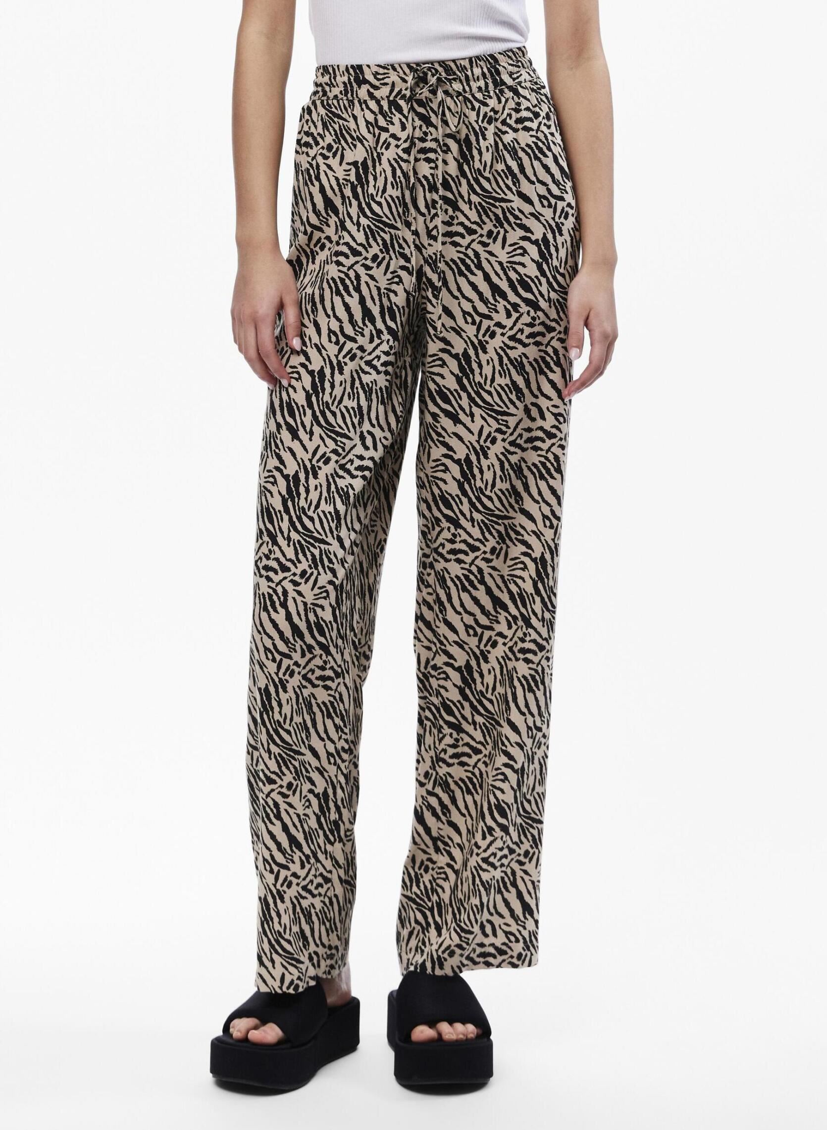 Wijde broeken Pcnya Hw Wide Pants dames meerkleurig Pieces Wijde broeken Pcnya Hw Wide Pants dames meerkleurig White pepper