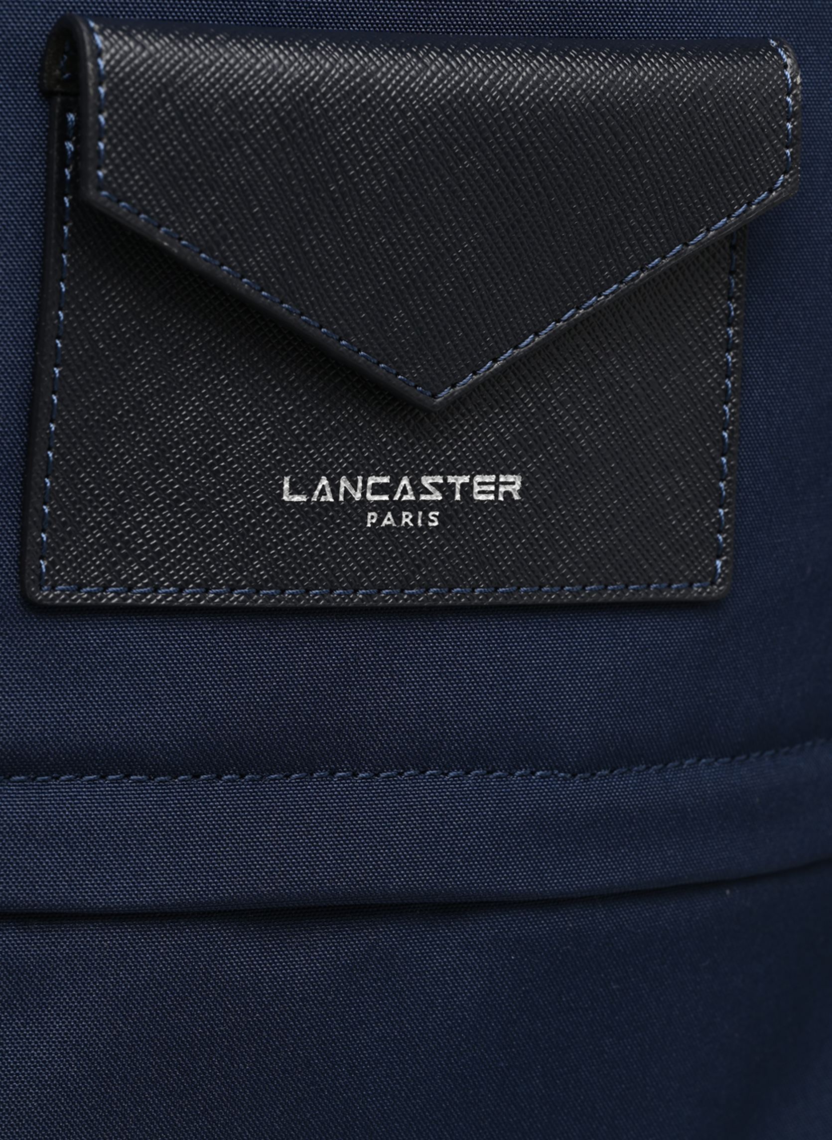 Rugtassen Sac à dos Zippé Smart KBA dames blauw Lancaster Rugtassen Sac à dos Zippé Smart KBA dames blauw BLEU FONCÉ