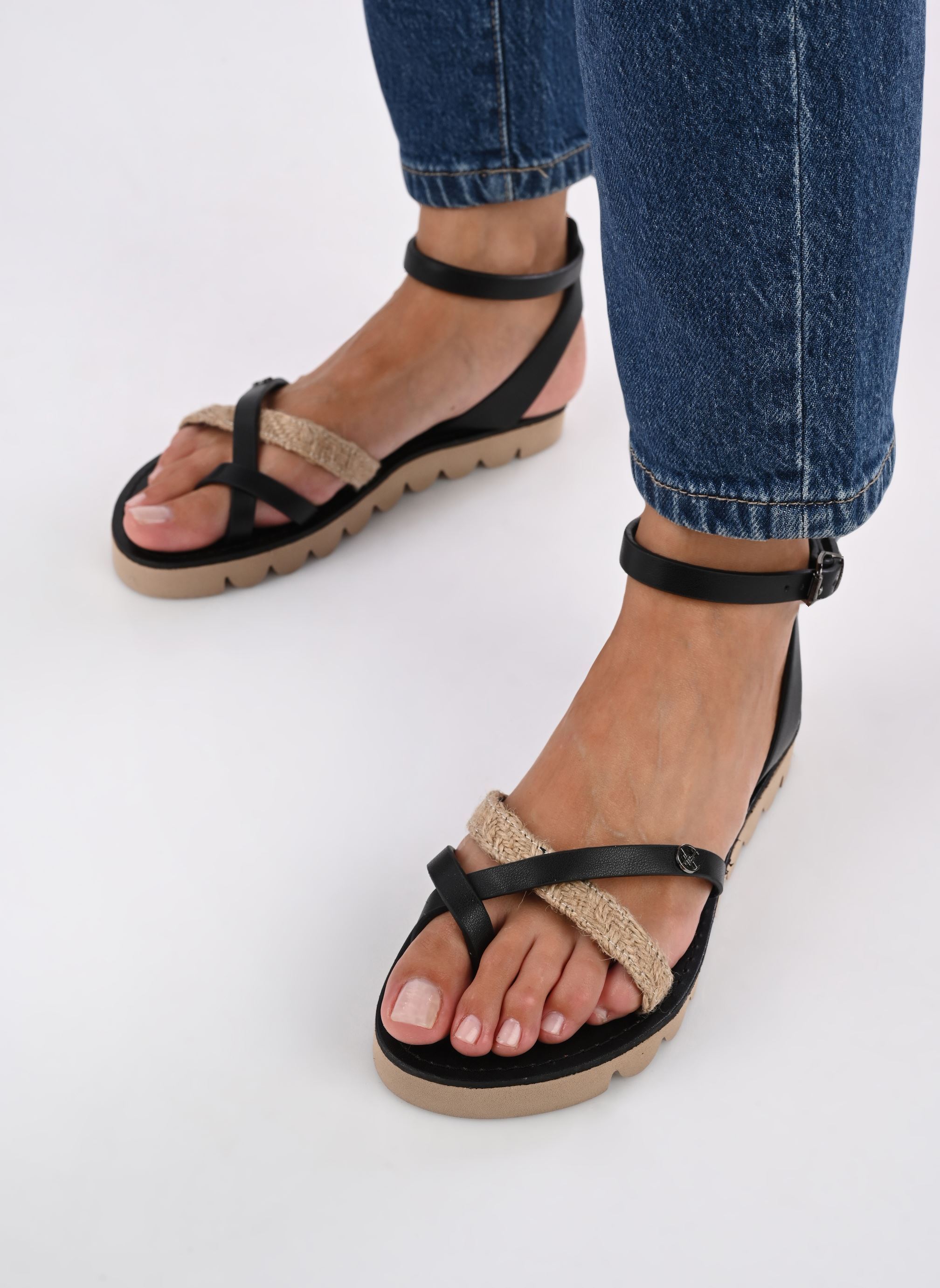 Flache Sandalen Leia damen schwarz Chattawak Flache Sandalen Leia damen schwarz Noir