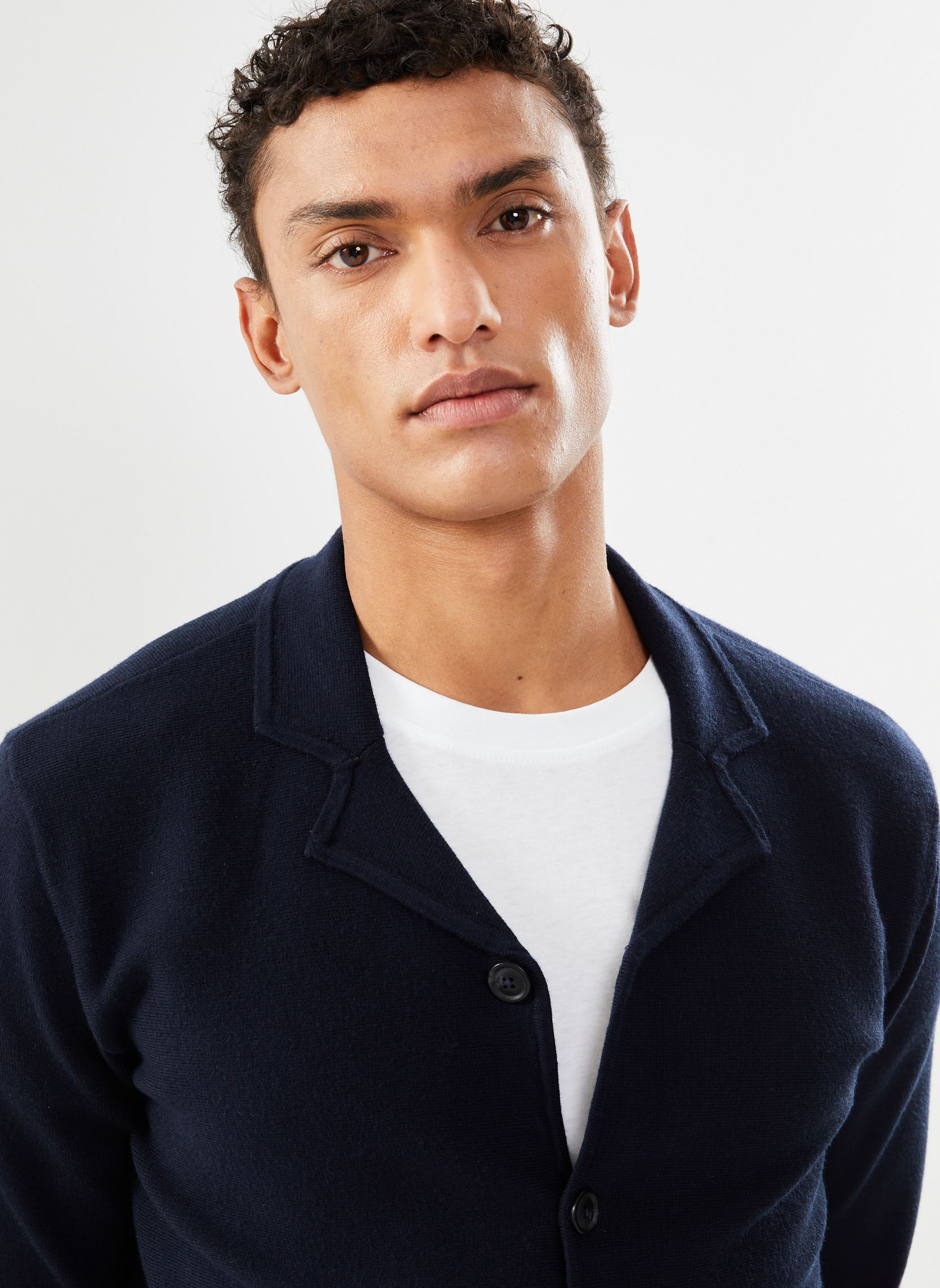 Gilets Slhmilo Ls Knit Cuban Cardigan Noos homme bleu Selected Homme Gilets Slhmilo Ls Knit Cuban Cardigan Noos homme bleu SKY CAPTAIN