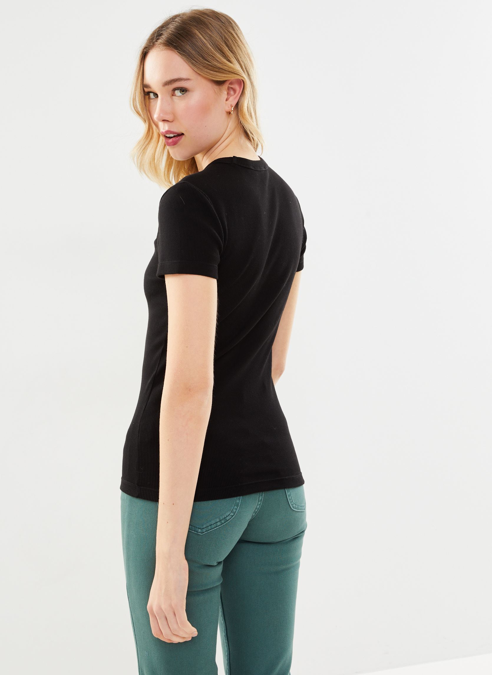 T-shirts met korte mouwen Tee Shirt TF5538 dames zwart Lacoste T-shirts met korte mouwen Tee Shirt TF5538 dames zwart NOIR
