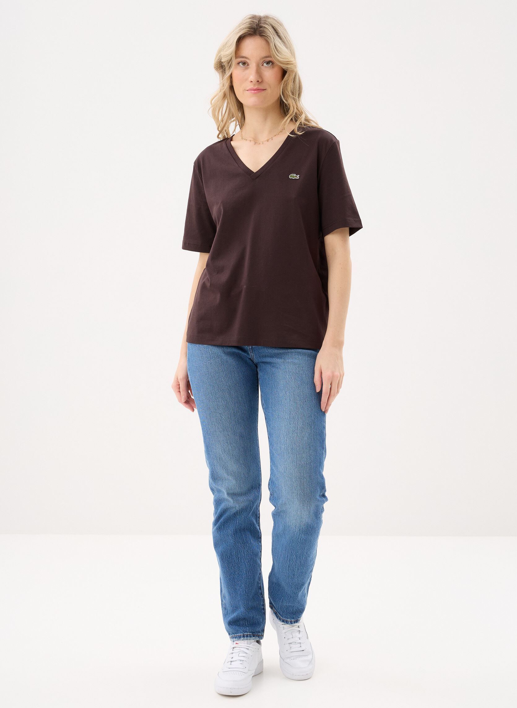 Tee-shirts manches courtes Tee Shirt col V TF7300 femme marron Lacoste Tee-shirts manches courtes Tee Shirt col V TF7300 femme marron BUFFLE