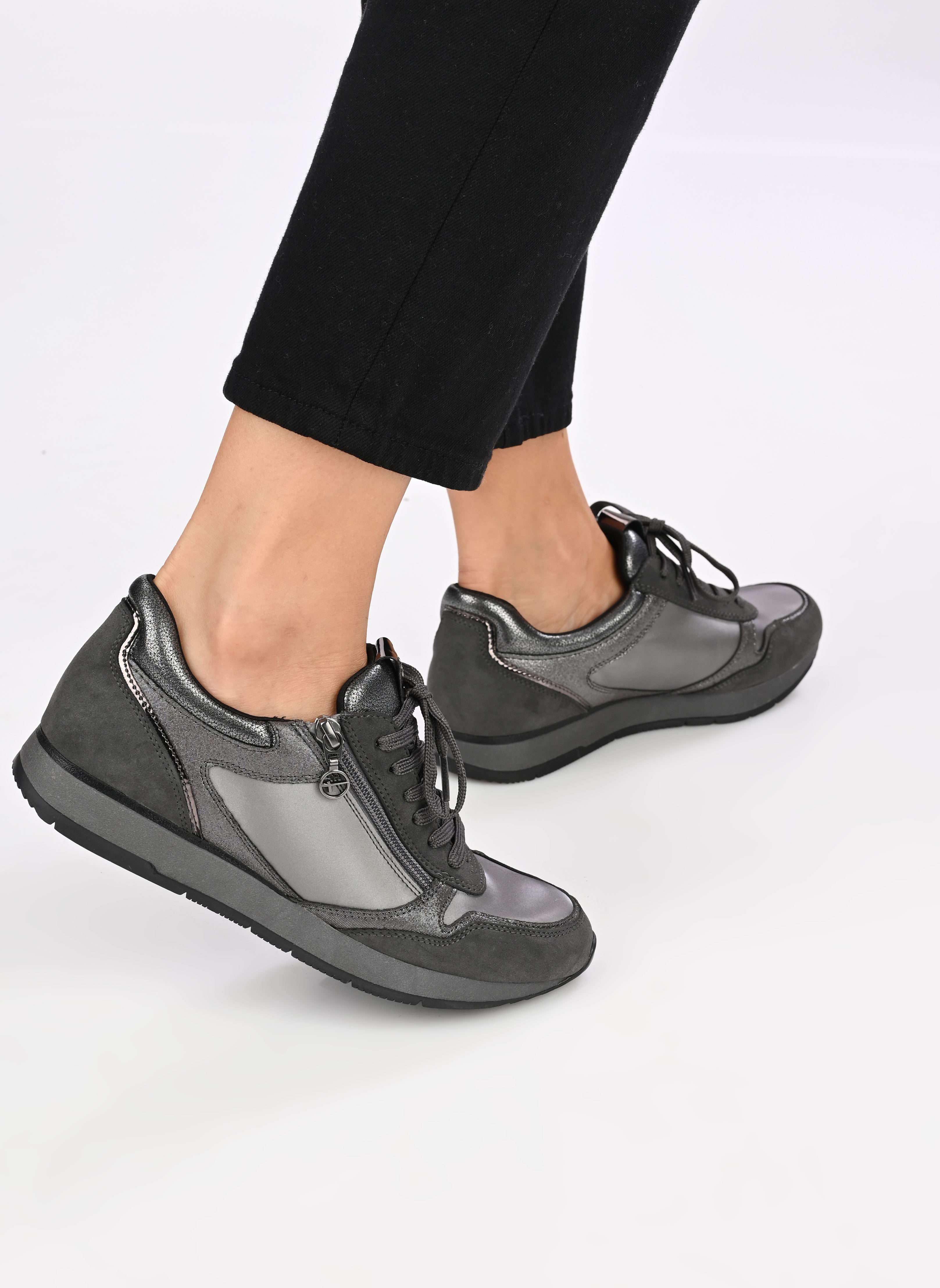 Baskets basses 23603-42 femme gris Tamaris Baskets basses 23603-42 femme gris GREY COMB