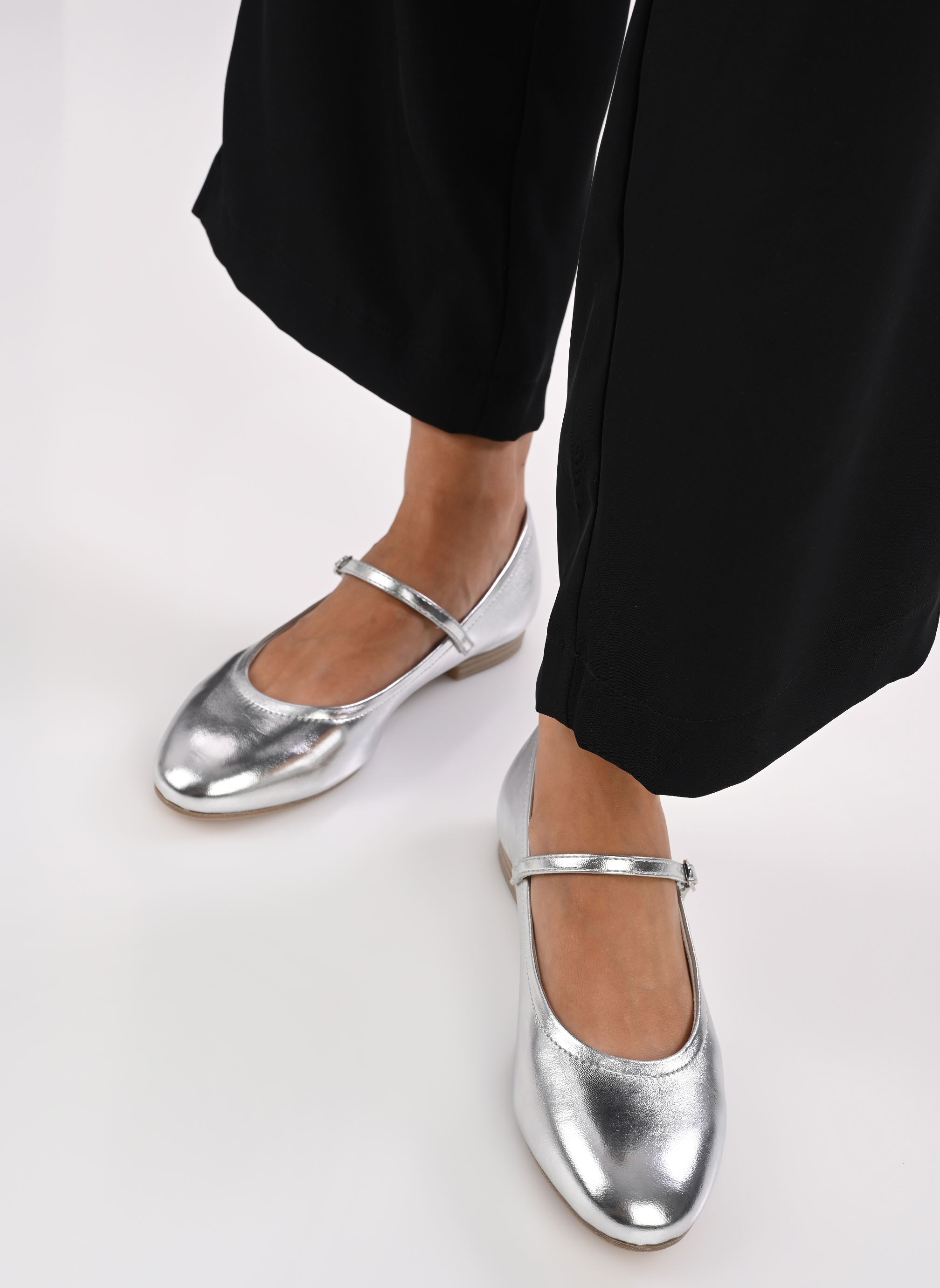 Mary Janes 22122-42 dames zilver Tamaris Mary Janes 22122-42 dames zilver Silver