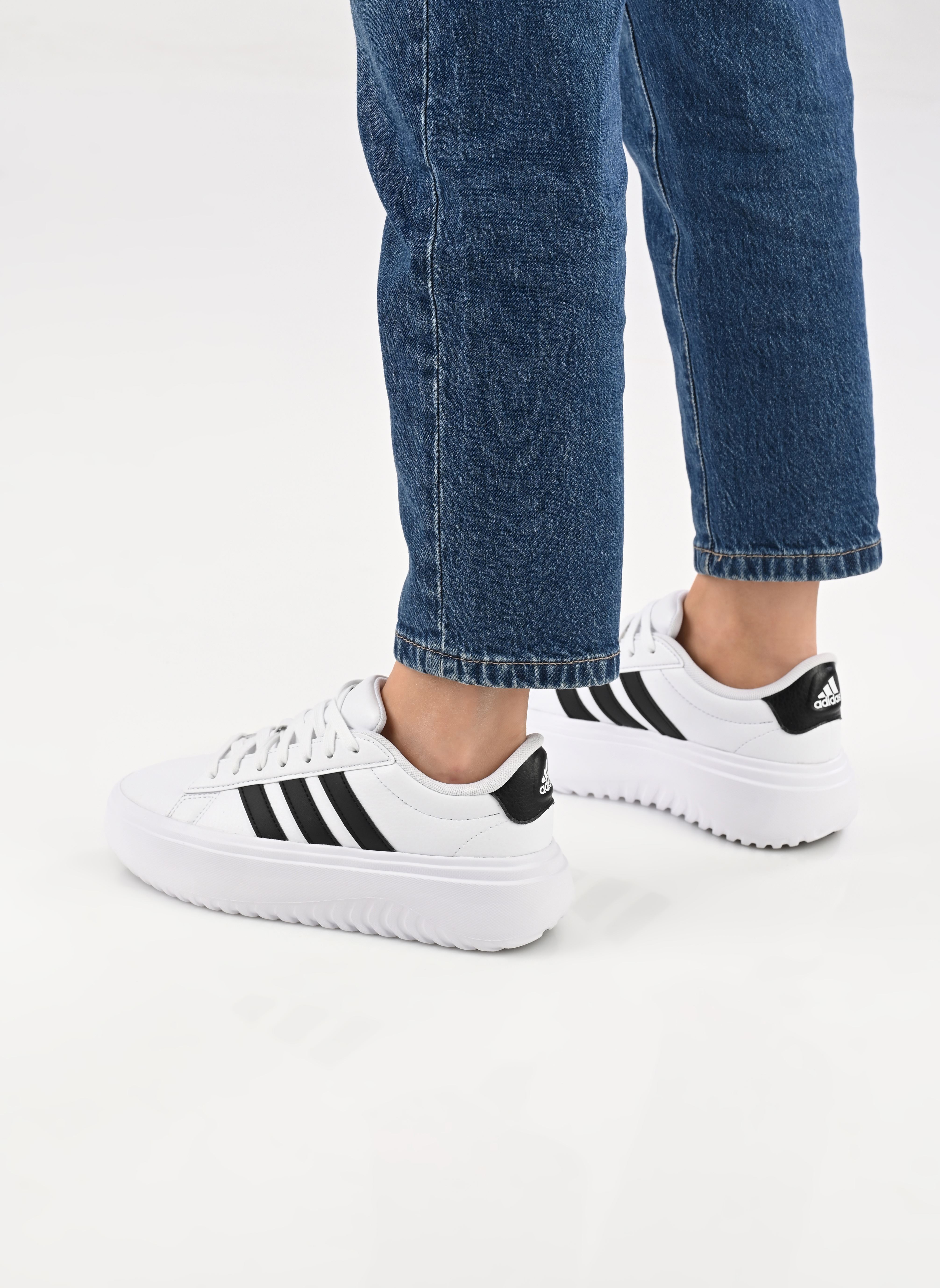 Baskets Grand Court Platform W femme blanc adidas sportswear Baskets Grand Court Platform W femme blanc FTWWHT/CBLACK/CBLACK