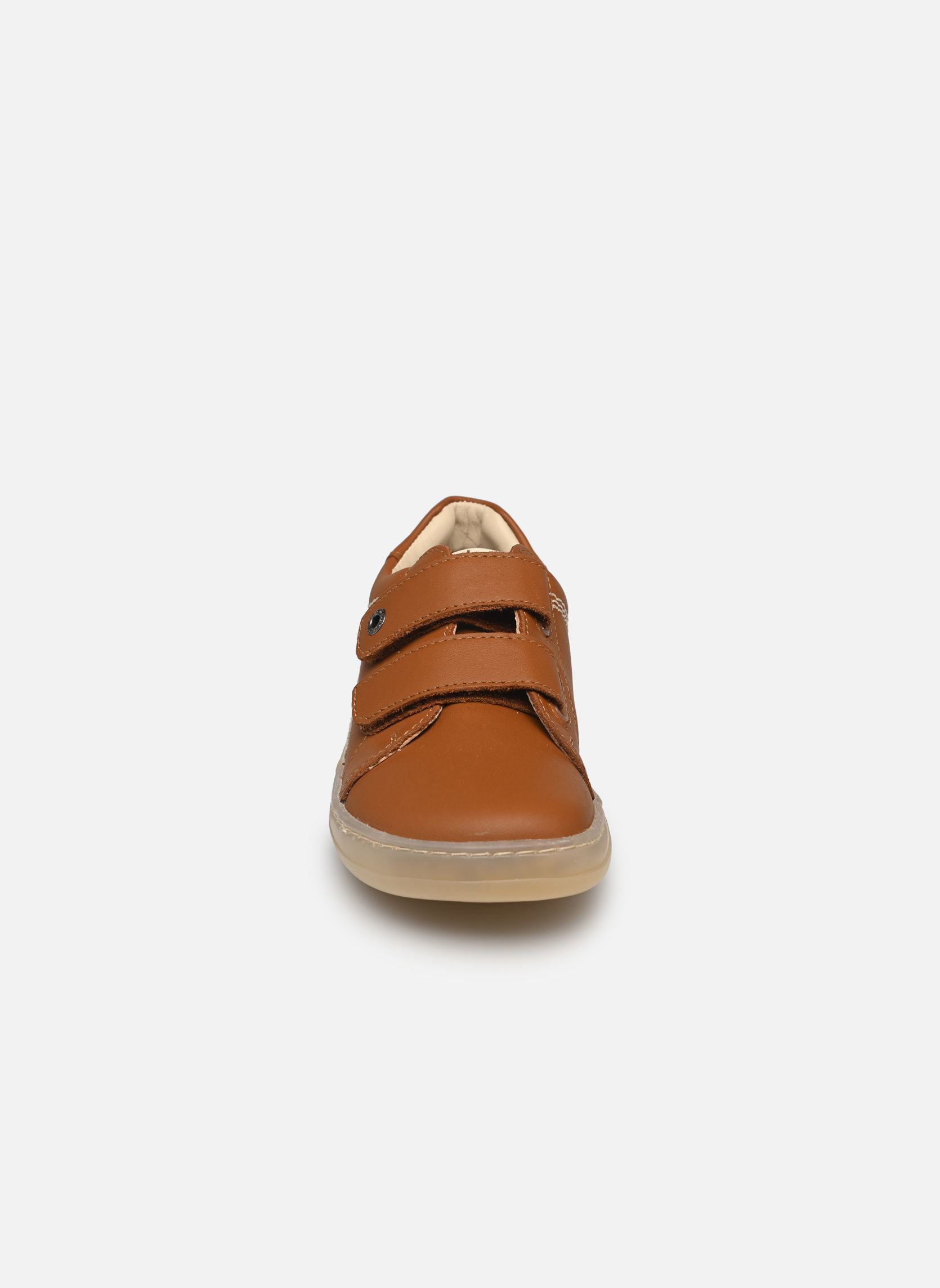 Baskets basses KICKBOOST garçon marron Kickers Baskets basses KICKBOOST garçon marron CAMEL