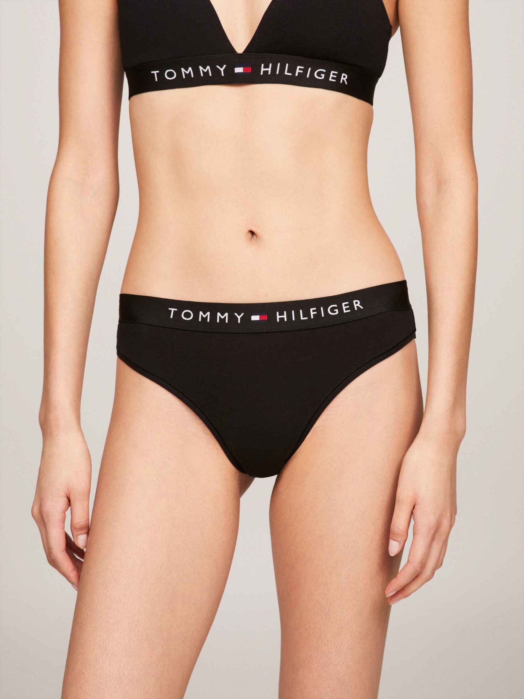 Shortys Thong UW0UW04146 femme noir Tommy Hilfiger Shortys Thong UW0UW04146 femme noir BLACK