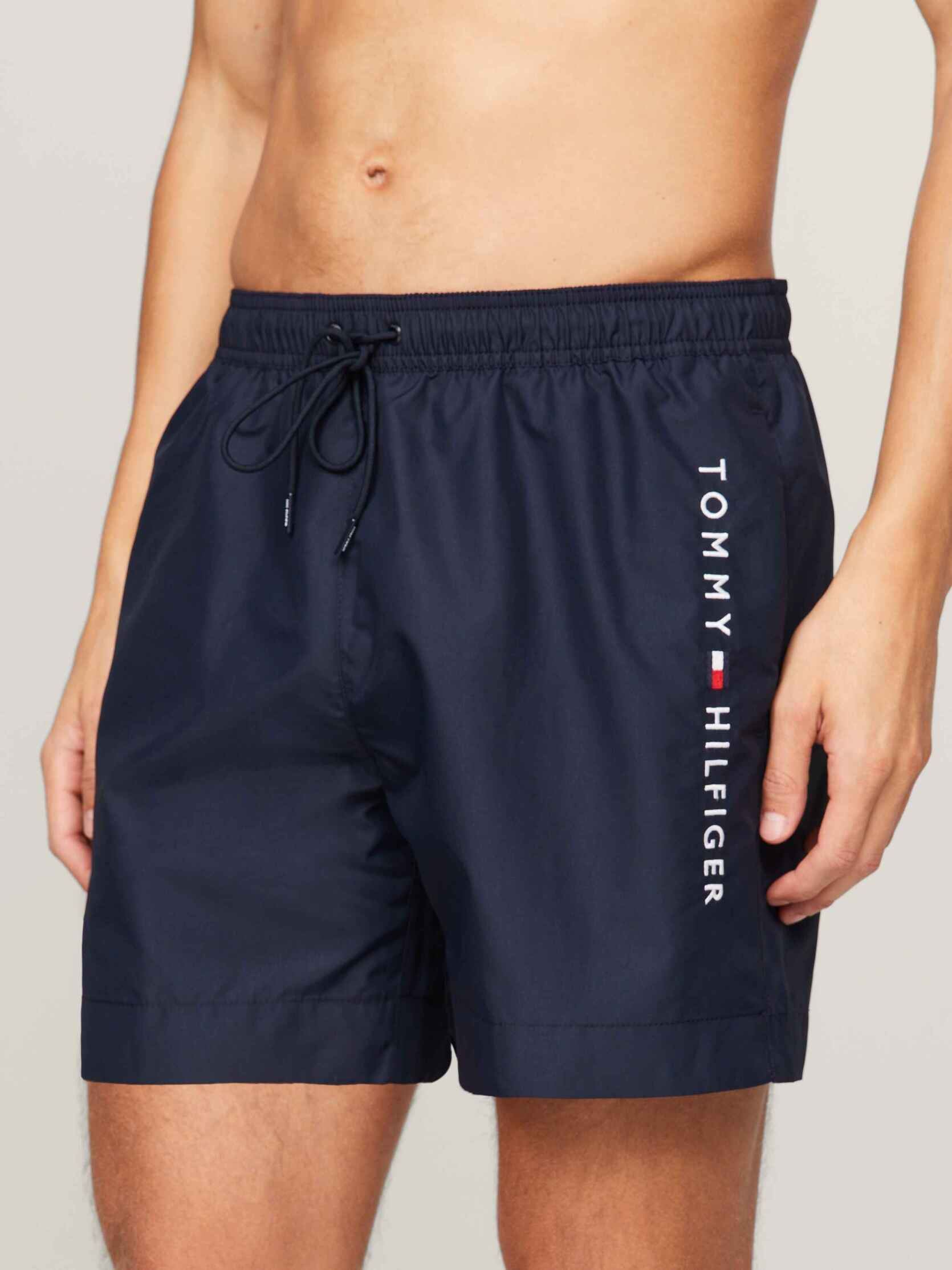 Zwemboxers Medium Drawstring UM0UM03258 heren blauw Tommy Hilfiger Zwemboxers Medium Drawstring UM0UM03258 heren blauw DESERT SKY