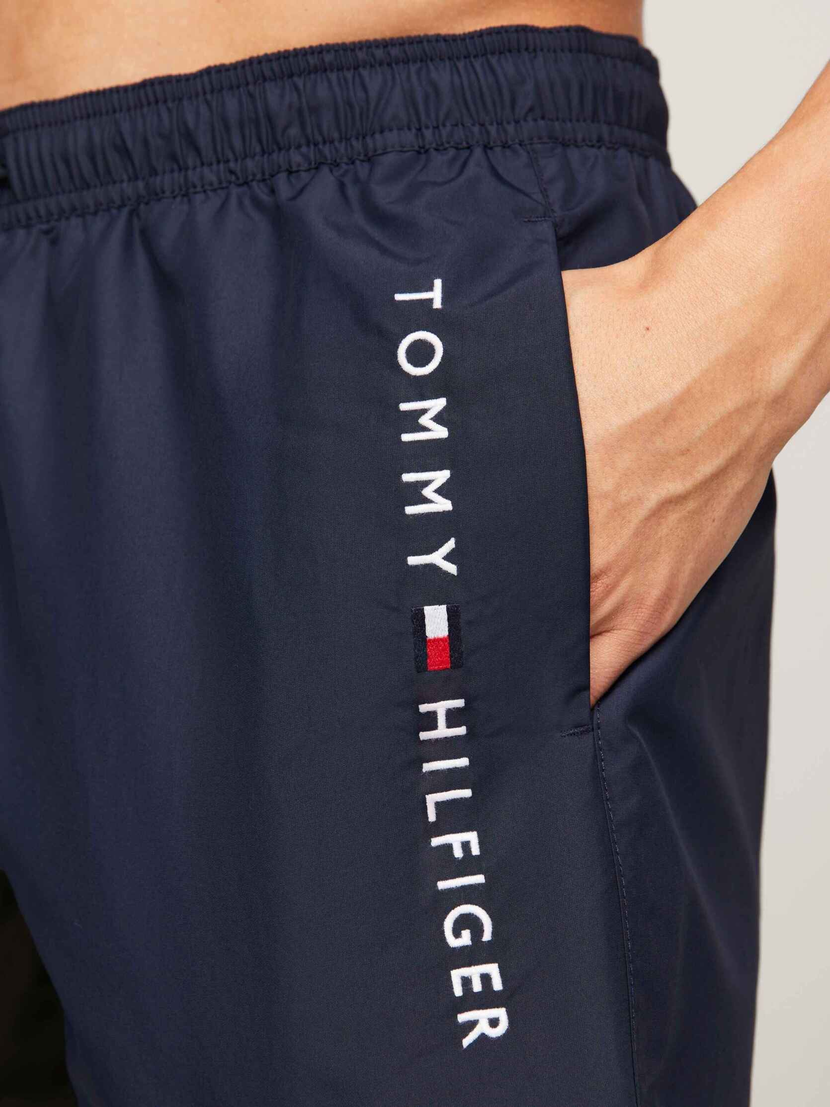 Zwemboxers Medium Drawstring UM0UM03258 heren blauw Tommy Hilfiger Zwemboxers Medium Drawstring UM0UM03258 heren blauw DESERT SKY