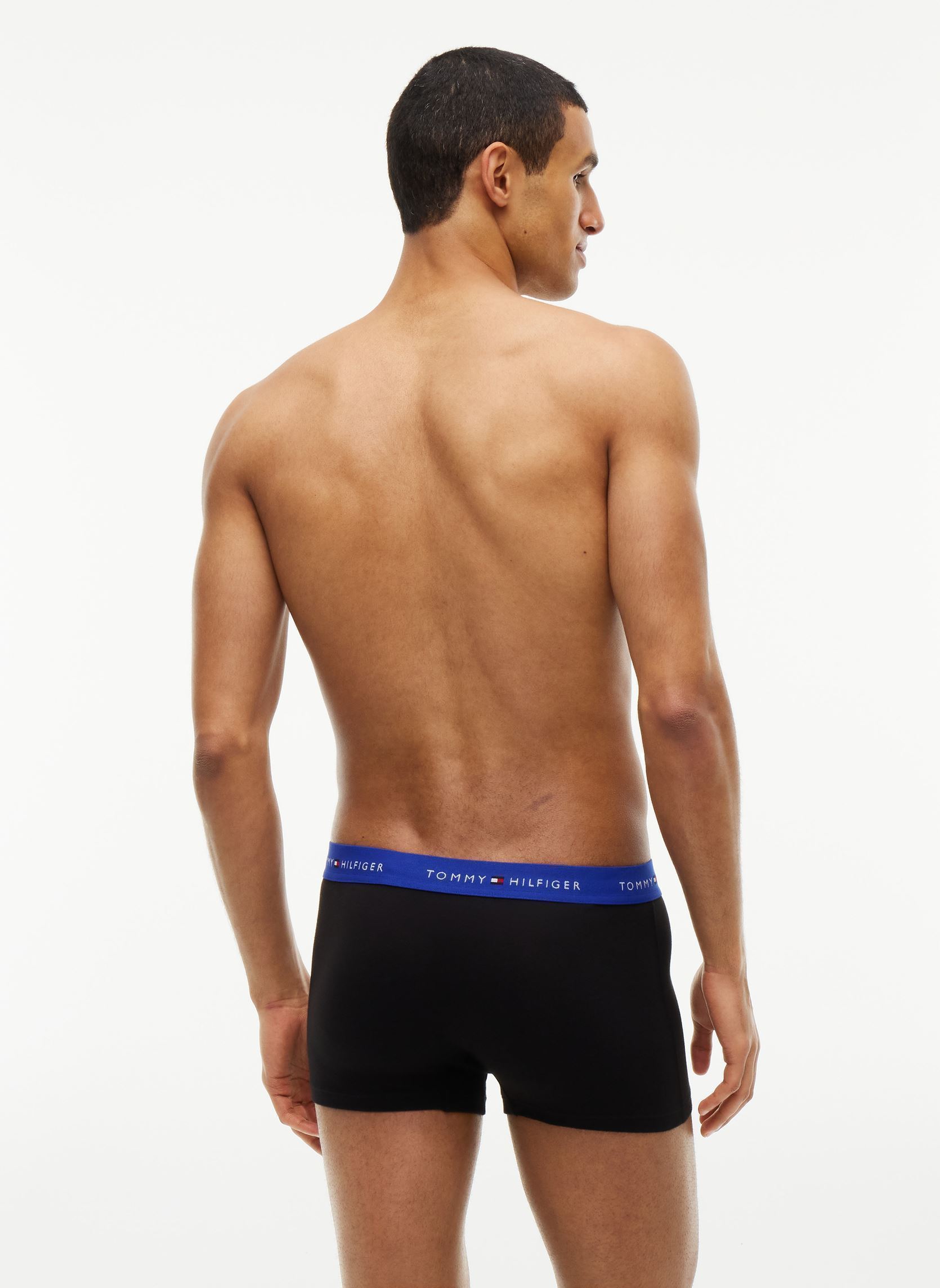 Boxers 5P Trunk Wb heren zwart Tommy Hilfiger Boxers 5P Trunk Wb heren zwart B//BLK/FR RED/BON PK/ALS GRE/N