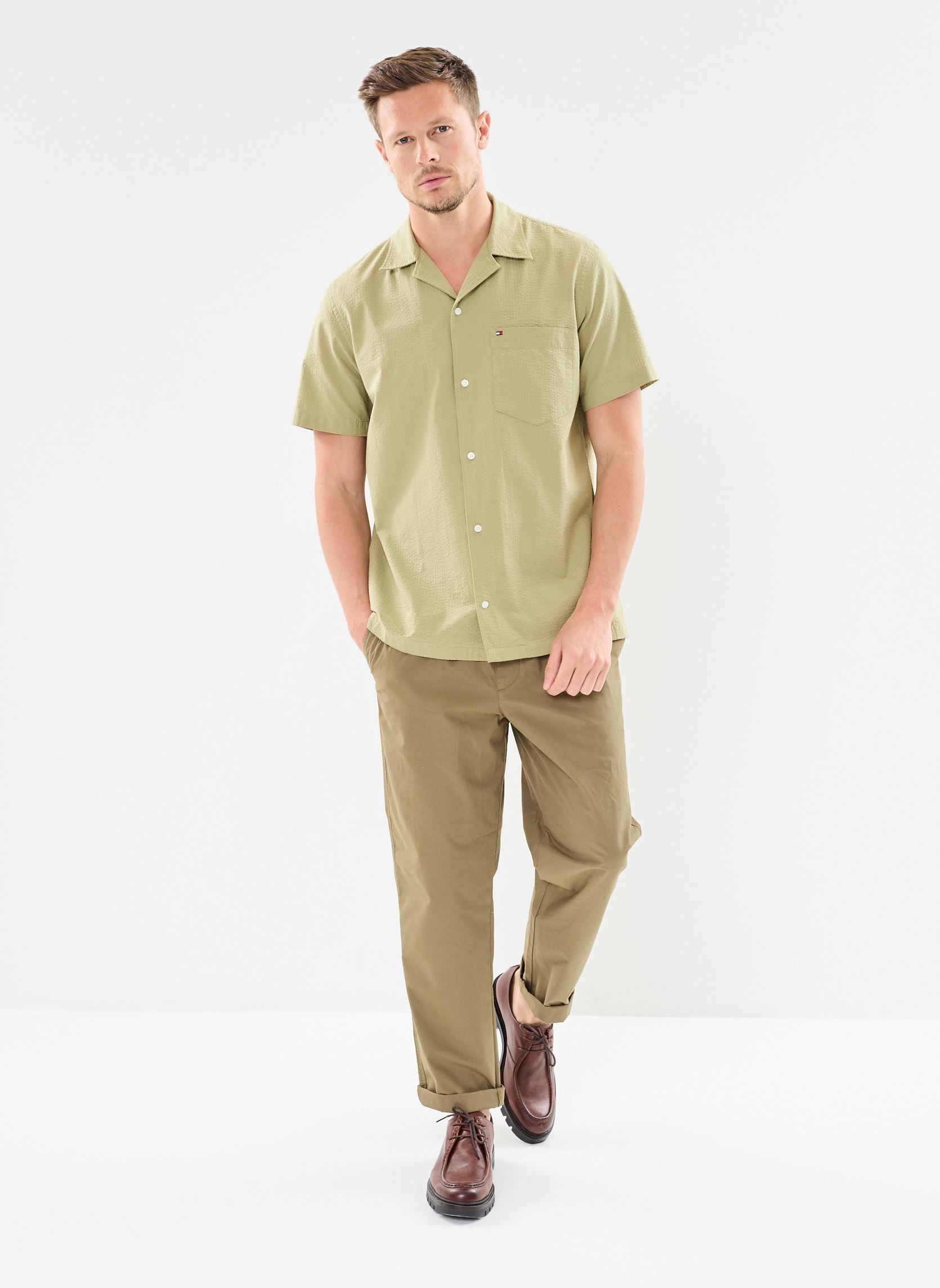 Hemden Seersucker Solid Shi heren groen Tommy Hilfiger Hemden Seersucker Solid Shi heren groen FADED OLIVE