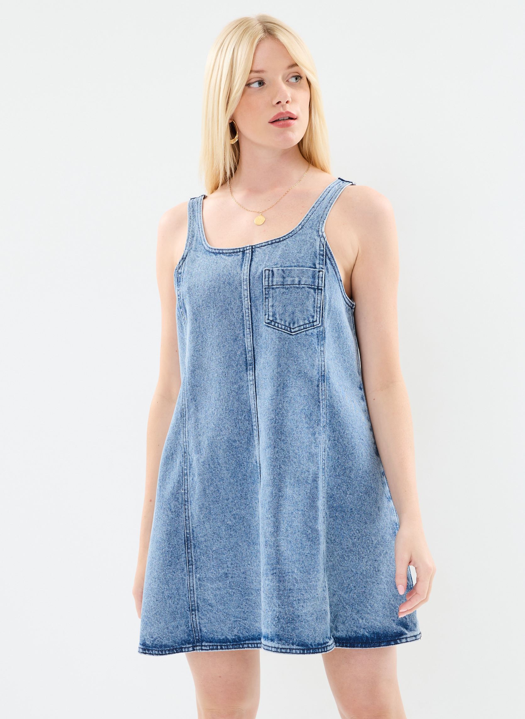 Jurken Nmlilje Strap Denim Dress Vi474Mb dames blauw Noisy May Jurken Nmlilje Strap Denim Dress Vi474Mb dames blauw MEDIUM BLUE DENIM