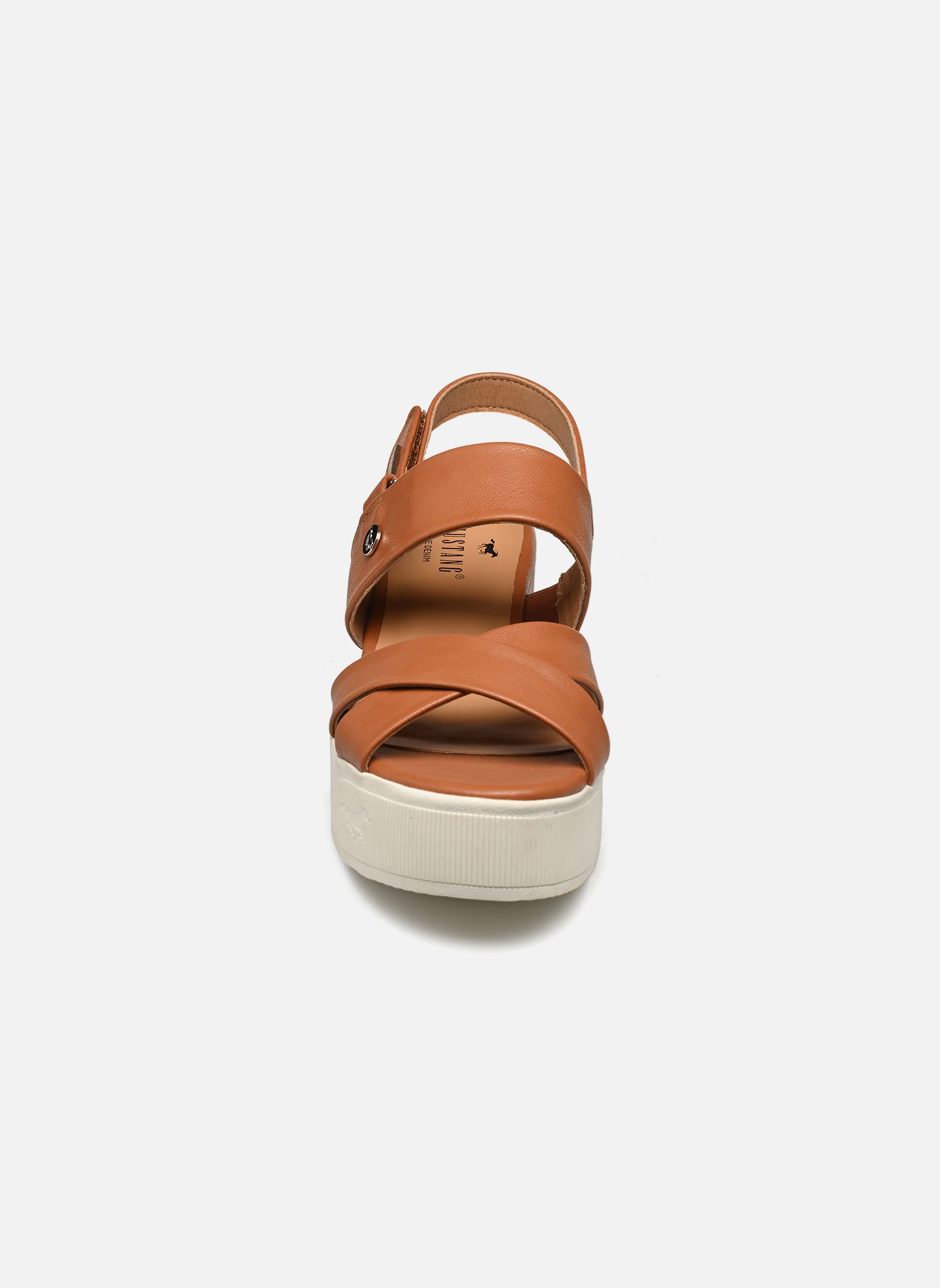 Sandalen met sleehak en plateau 1459801/307 dames bruin Mustang shoes Sandalen met sleehak en plateau 1459801/307 dames bruin Cognac