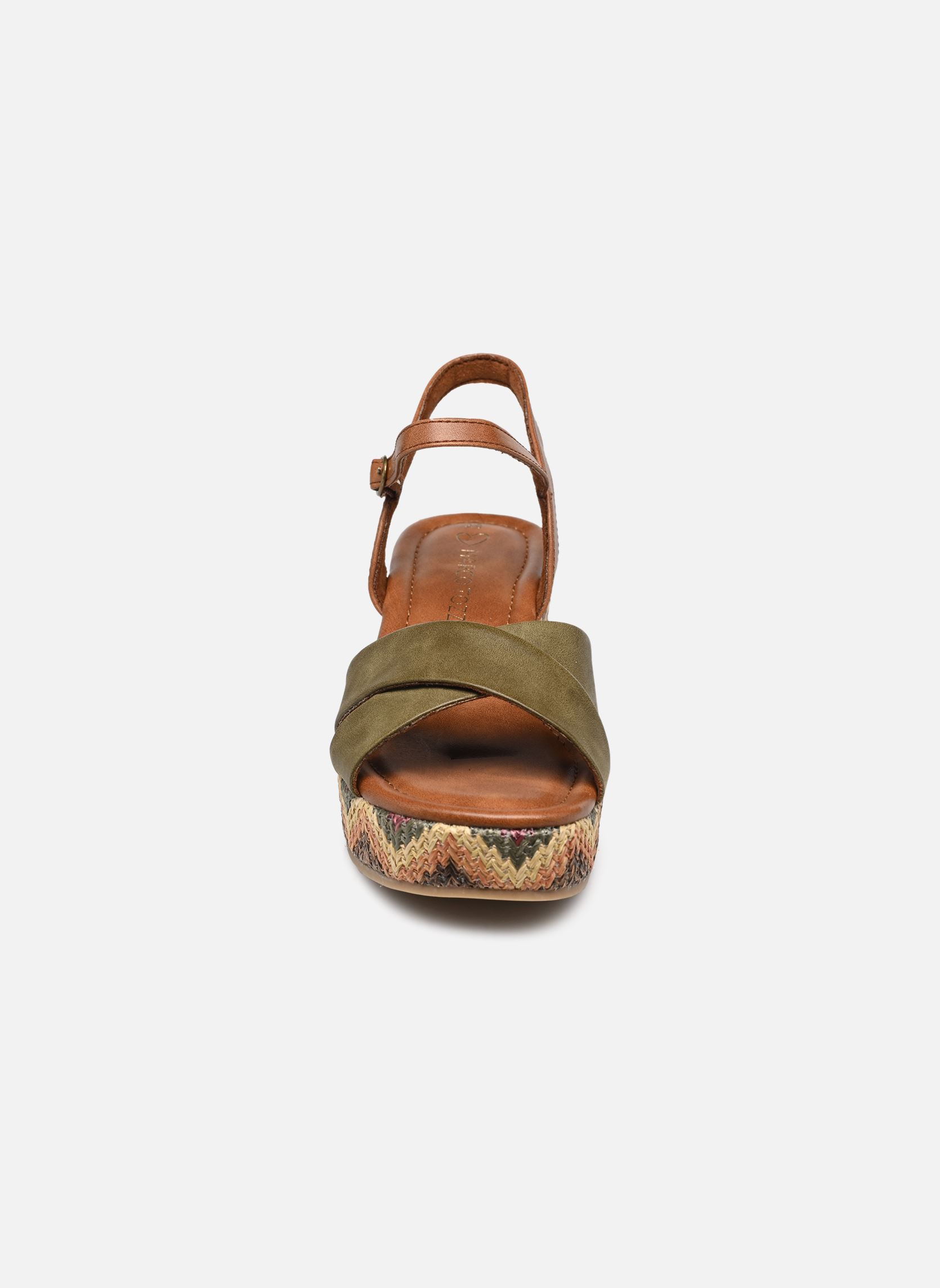 Sandales compensées et plateformes 28397-42 femme vert Marco Tozzi Sandales compensées et plateformes 28397-42 femme vert OLIVE COMB