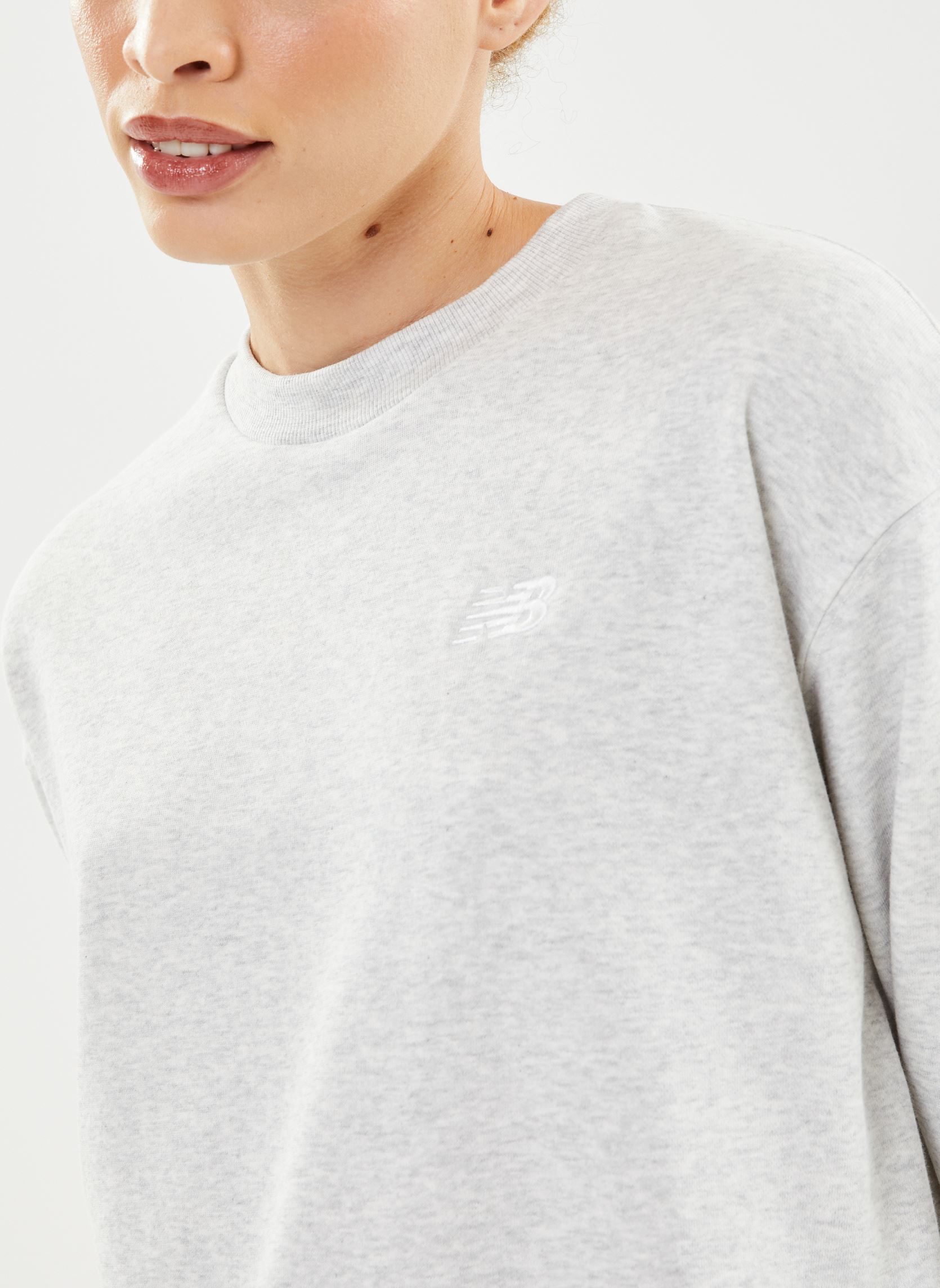 Sweatshirts Sport Essentials French Terry Crew femme gris New Balance Sweatshirts Sport Essentials French Terry Crew femme gris ASH HEATHER
