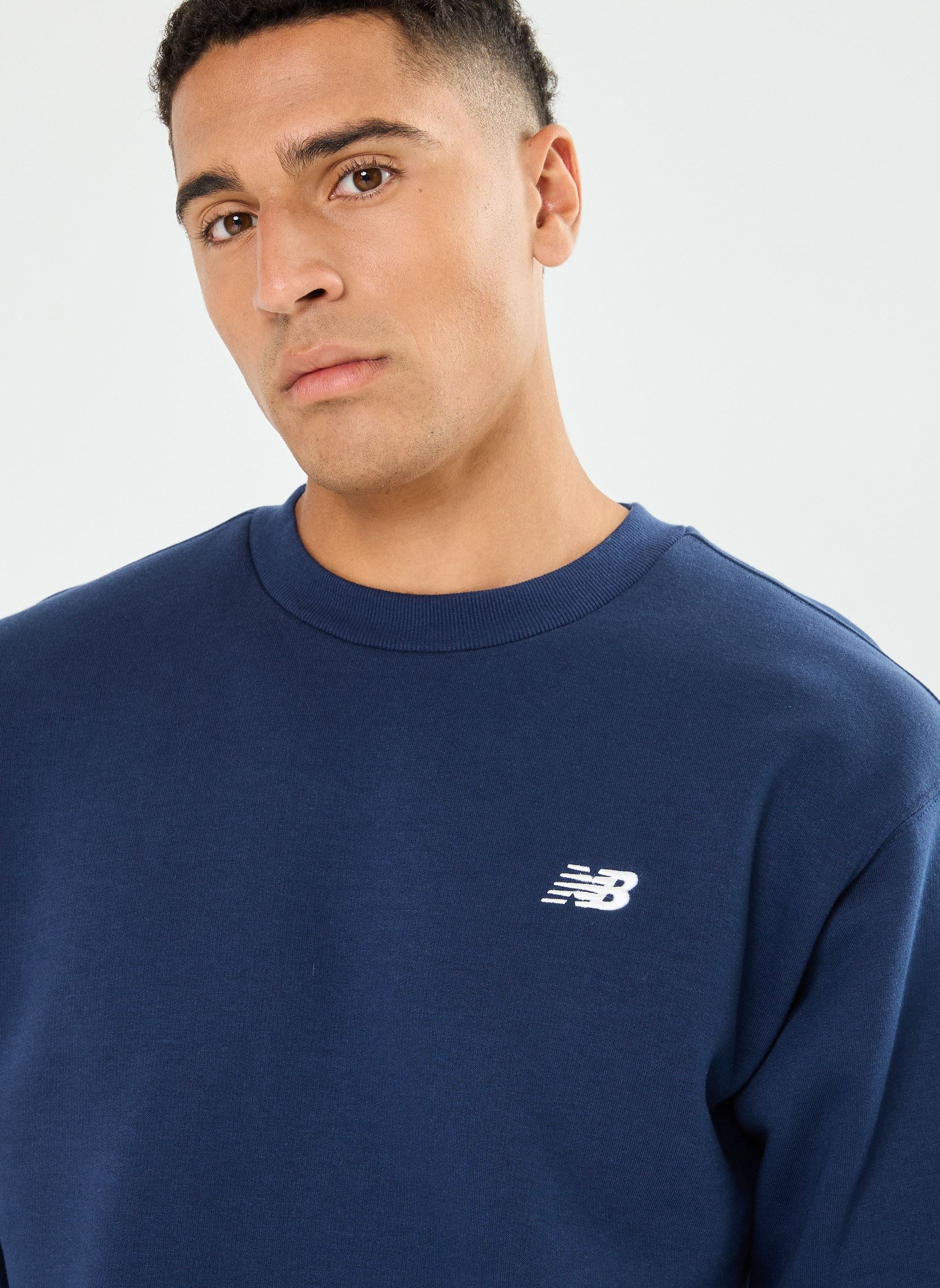 Sweats Sport Essentials Fleece Crew M homme bleu New Balance Sweats Sport Essentials Fleece Crew M homme bleu NB NAVY